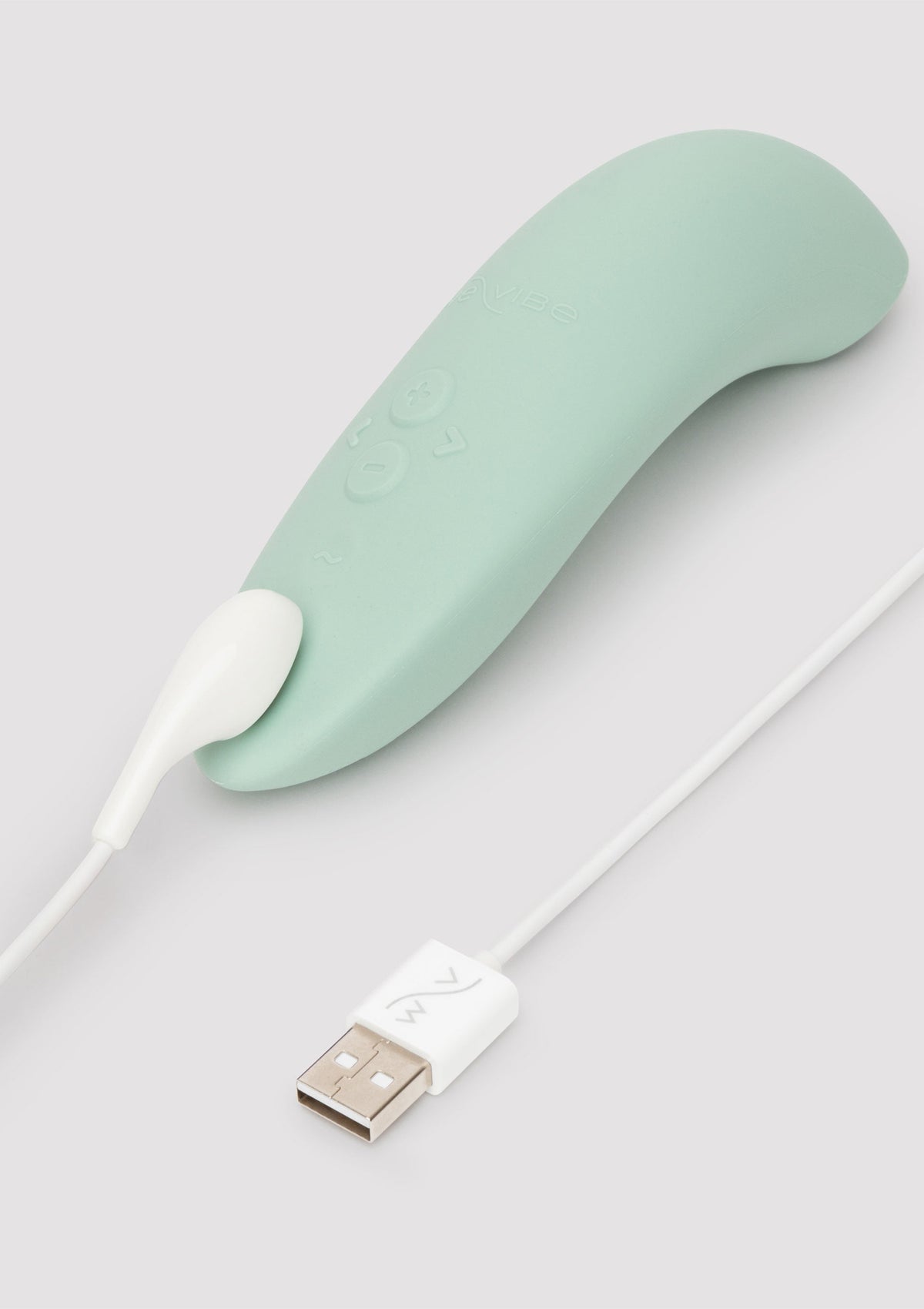 Masseur vibrant turquoise avec cable USB pour le plaisir intime, rechargeable et facile à utiliser.; Turkoois vibrerende massager met USB-kabel voor intiem plezier, oplaadbaar en makkelijk in gebruik.; Teal vibrator massager with USB cable for intimate pleasure, rechargeable, and easy to use.
