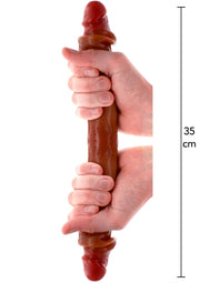 Grand gode réaliste de 35 cm, texture douce pour un plaisir intense.; Realistische dildo van 35 cm, zachte textuur voor intens genot.; Realistic 35 cm dildo, soft texture for intense pleasure.