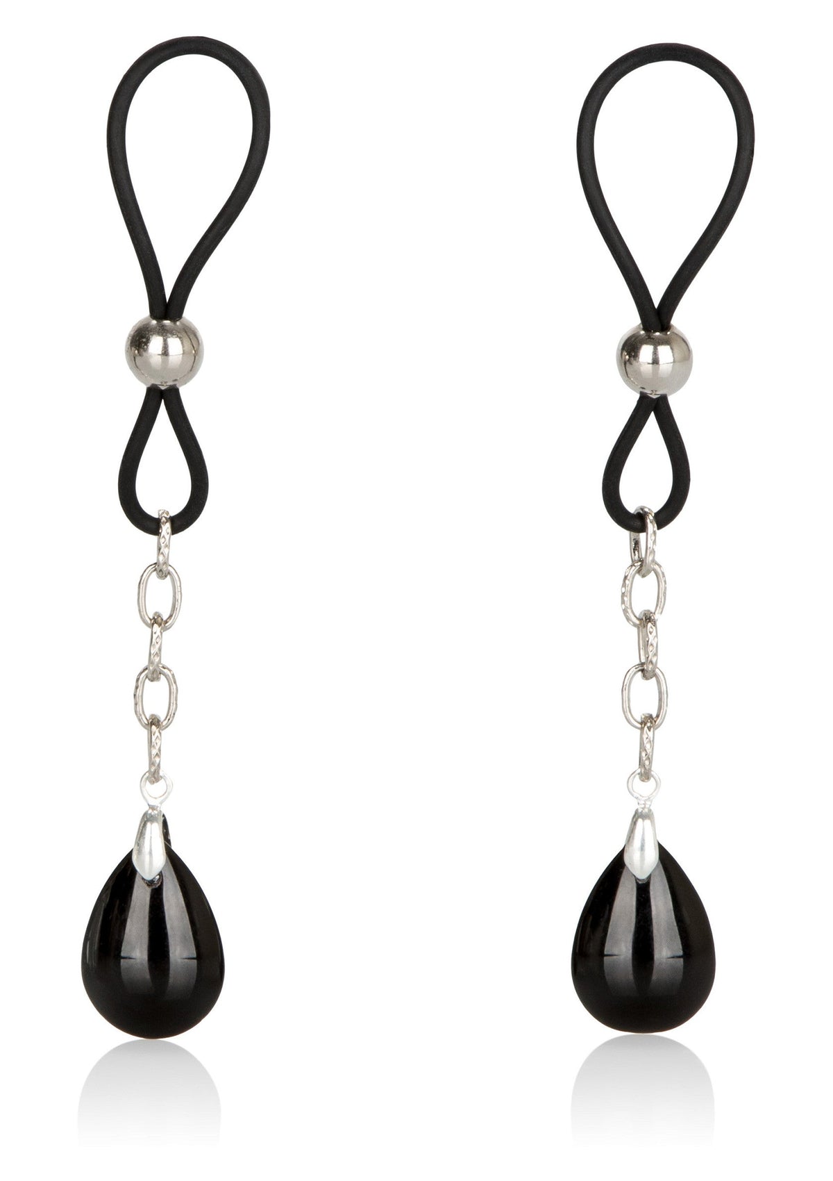 Pinces à téton noires avec chaînes argentées - pour un look séduisant et audacieux.; Zwarte tepelklemmen met zilveren kettingen - voor een verleidelijke en gedurfde look.; Black nipple clamps with silver chains - for a seductive and daring look.