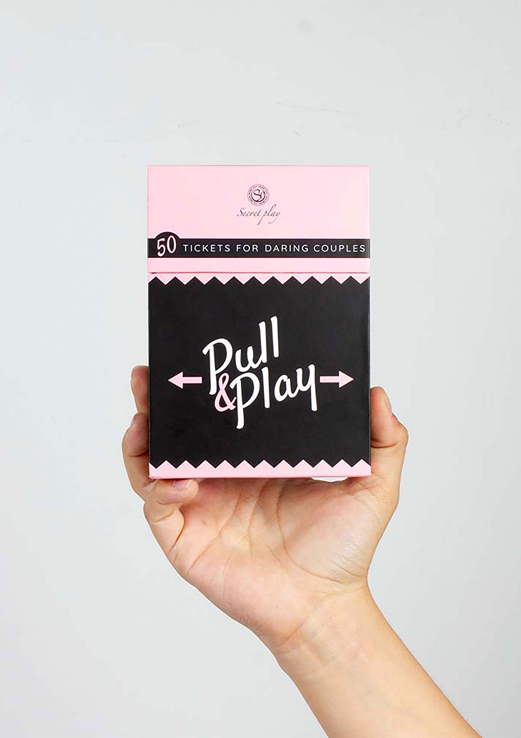 Secret Play Pull & Play Game