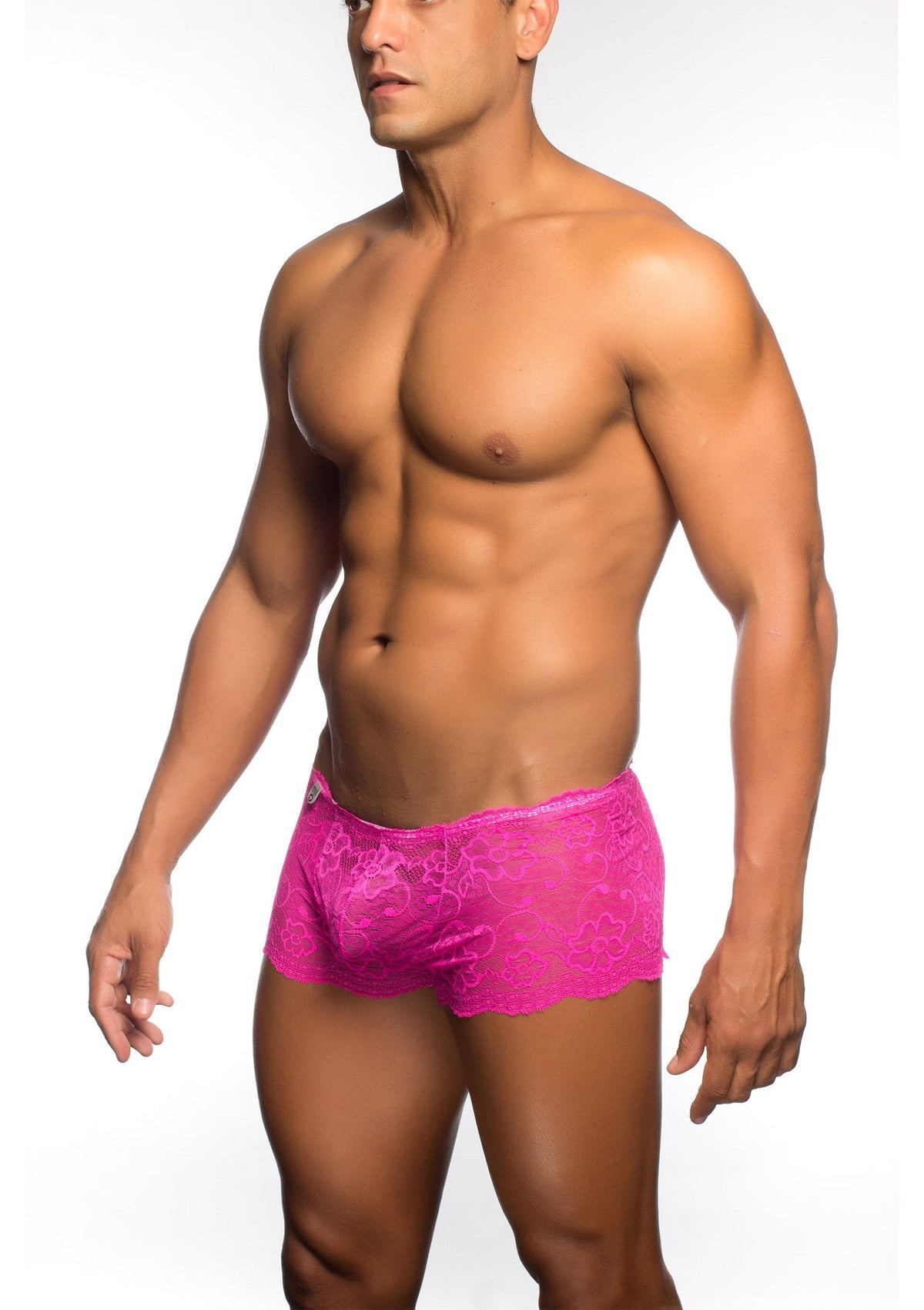 Boxer en dentelle rose pour homme. Sous-vêtements masculins élégants et confortables.; Roze kanten boxershort voor heren. Stijlvol en comfortabel herenondergoed.; Pink lace boxer briefs for men. Stylish and comfortable men's underwear.