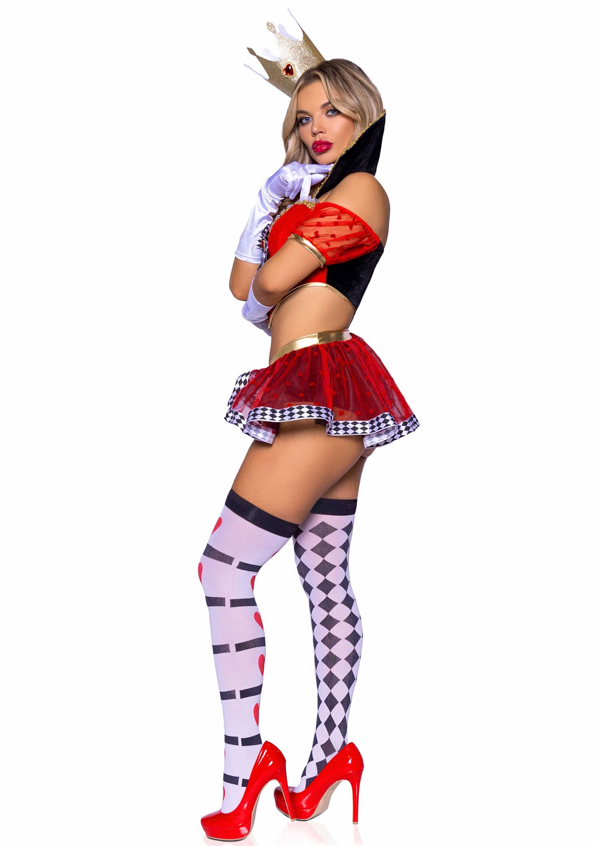 Costume Reine de Coeur sexy. Robe rouge, couronne et bas originaux. Parfait pour une soirée déguisée inoubliable!; Sexy hartenkoningin kostuum. Rode jurk, kroon en unieke kousen. Perfect voor een onvergetelijk verkleedfeest!; Sexy Queen of Hearts costume. Red dress, crown, and unique stockings. Perfect for an unforgettable costume party!