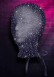 Bonnet en résille bleu marine orné de strass scintillants. Idéal pour une touche glamour !; Donkerblauwe visnetmuts versierd met fonkelende strass steentjes. Ideaal voor een glamoureuze touch!; Navy fishnet snood adorned with sparkling rhinestones. Ideal for a glamorous touch!