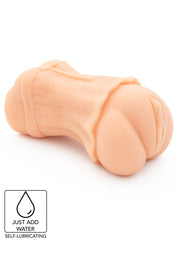 Manchon masturbatoire réaliste pour une expérience unique. Auto-lubrifiant avec de l'eau.; Realistische masturbator voor een unieke ervaring. Zelfsmerend met water.; Realistic masturbator sleeve for a unique experience. Self-lubricating with water.