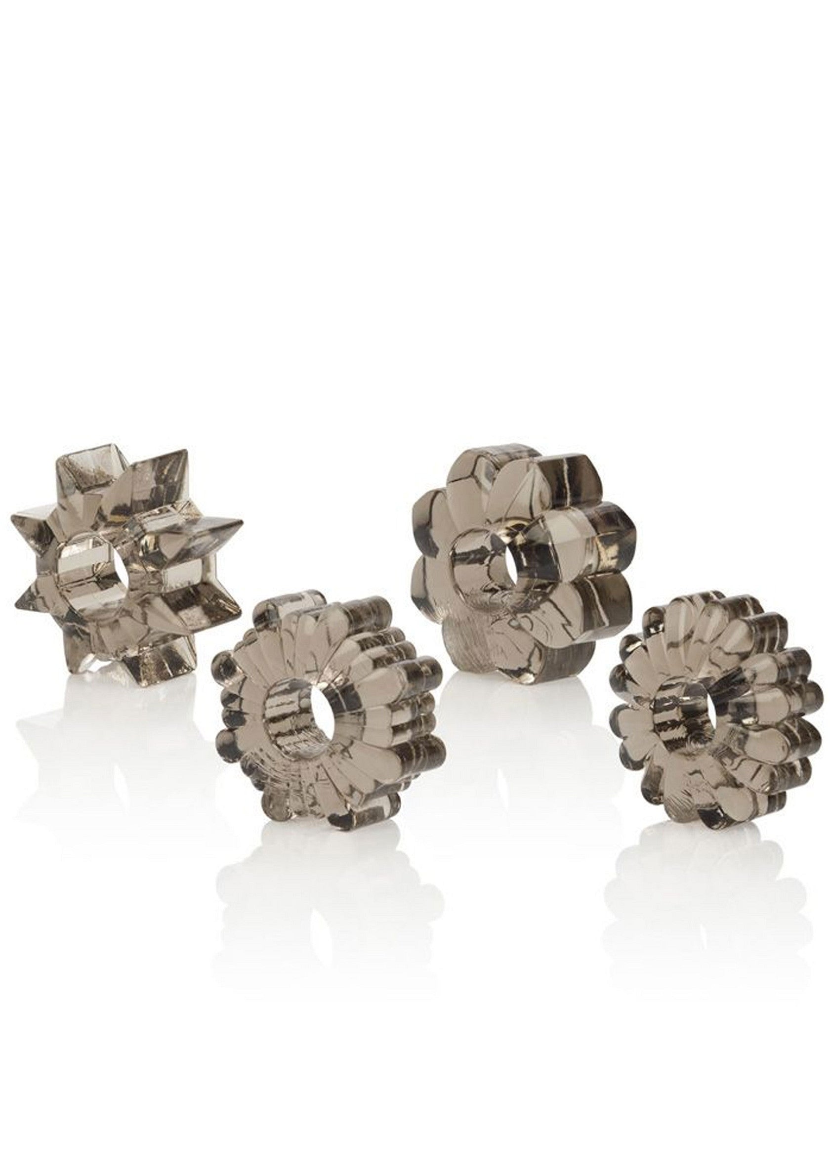 Ensemble de quatre bougeoirs en verre design pour une ambiance élégante et moderne.; Set van vier design glazen theelichthouders voor een elegante en moderne sfeer.; Set of four designer glass tealight holders for an elegant and modern ambiance.
