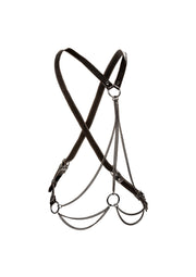 Harnais de corps noir avec chaînes argentées, accessoire de mode audacieux.; Zwart body harnas met zilveren kettingen, een edgy modeaccessoire.; Black body harness with silver chains, an edgy fashion accessory.