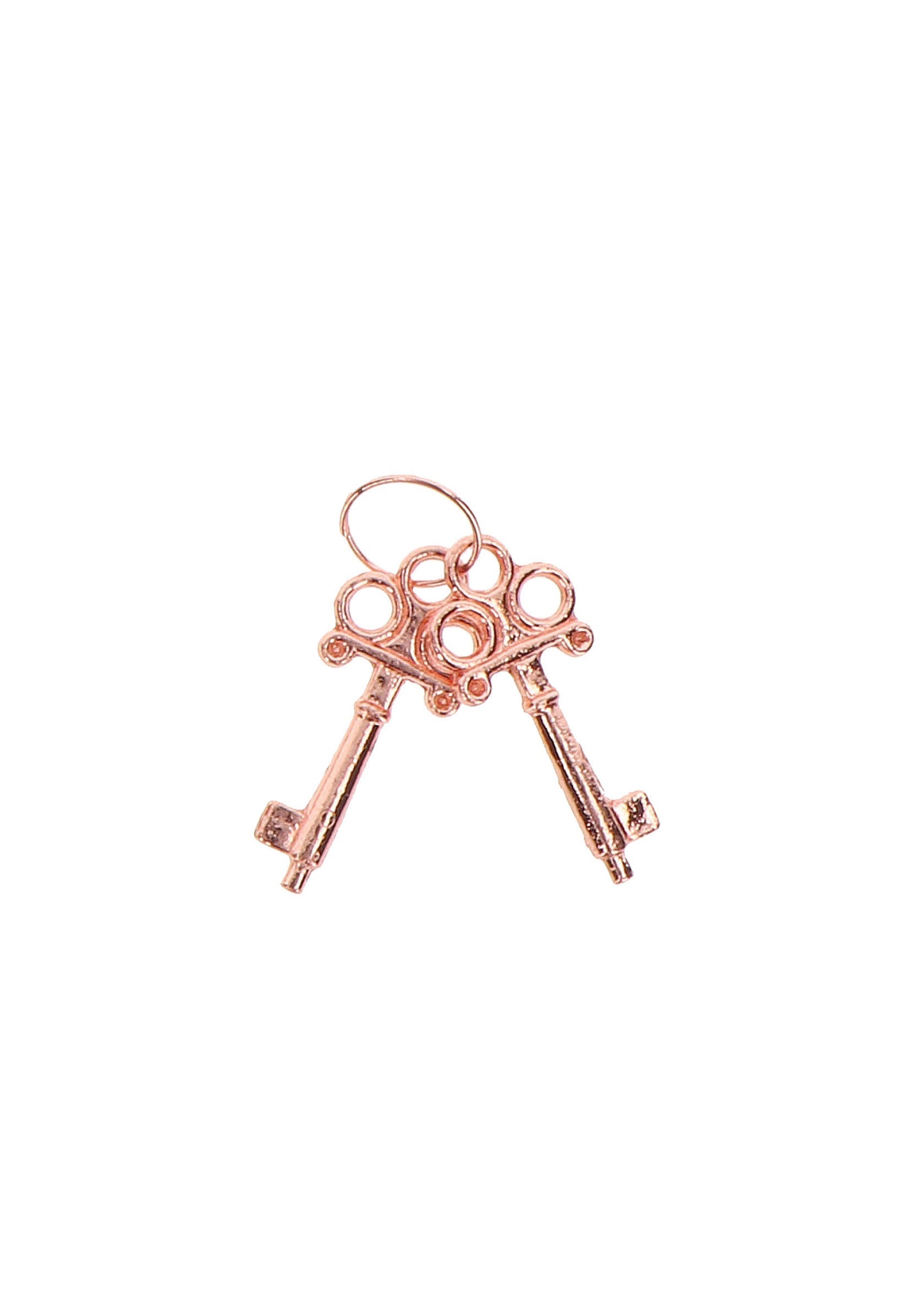 Breloque clés anciennes roses, parfaite pour customiser vos bijoux et accessoires. Charms originaux et tendance.; Roze antieke sleutel bedel, perfect voor het personaliseren van sieraden en accessoires. Originele en trendy bedels.; Rose gold antique key charm, perfect for customizing your jewelry and accessories. Original and trendy charms.