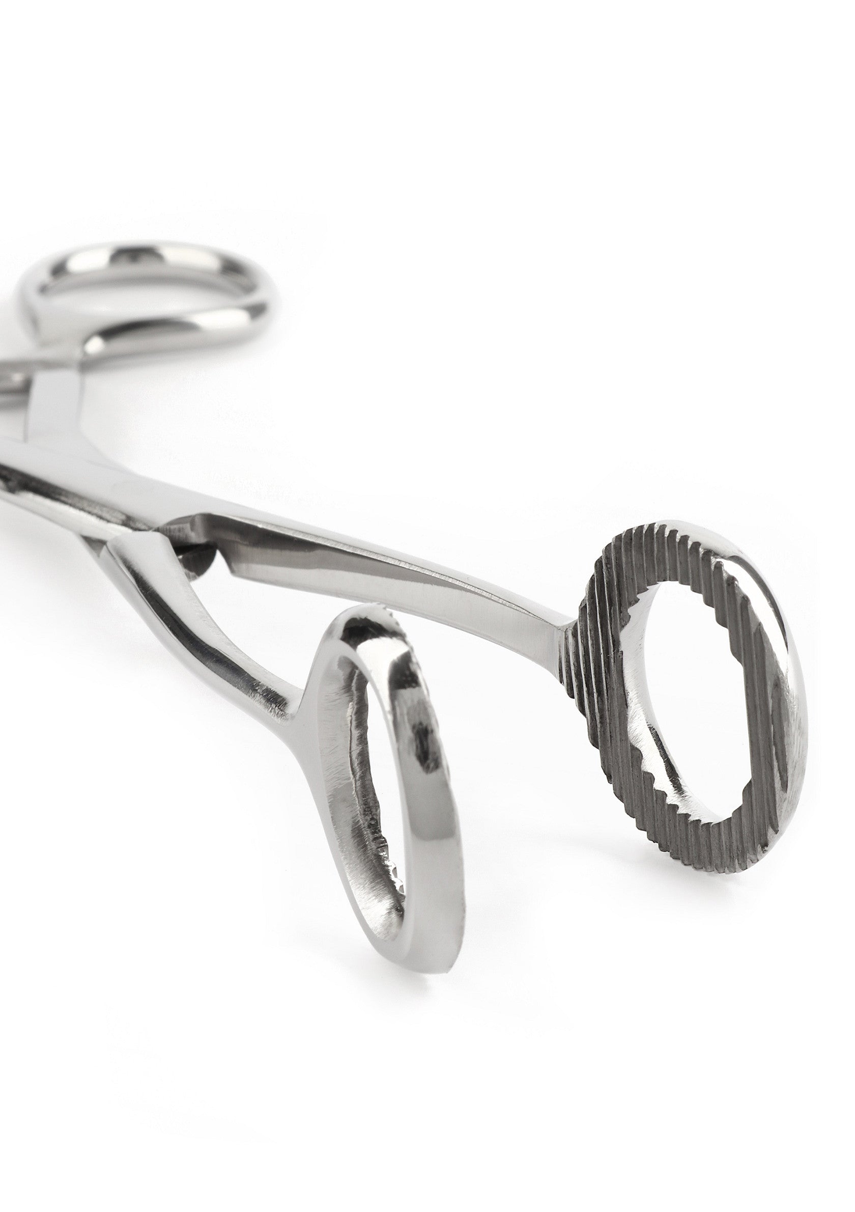 Pinces à piercing professionnelles en acier inoxydable.; Professionele piercingtang van roestvrij staal.; Professional stainless steel piercing clamps.