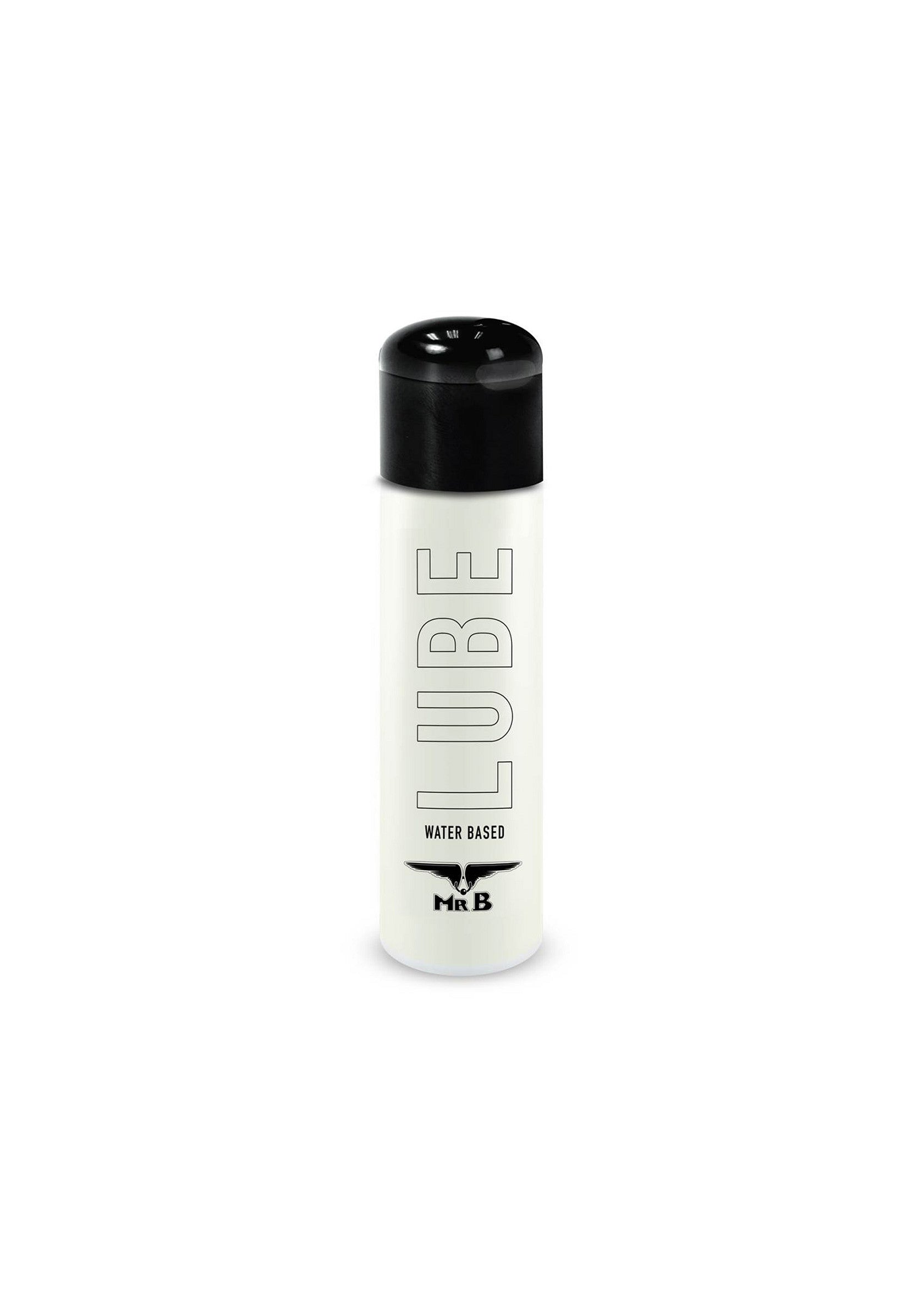 Lubrifiant à base d'eau Mr B. pour un plaisir doux et naturel. Idéal pour une expérience intime confortable et agréable.; Mr B. glijmiddel op waterbasis voor zacht, natuurlijk genot. Ideaal voor een comfortabele en aangename intieme ervaring.; Mr B. water-based lube for smooth, natural pleasure. Perfect for comfortable and enjoyable intimate experiences.