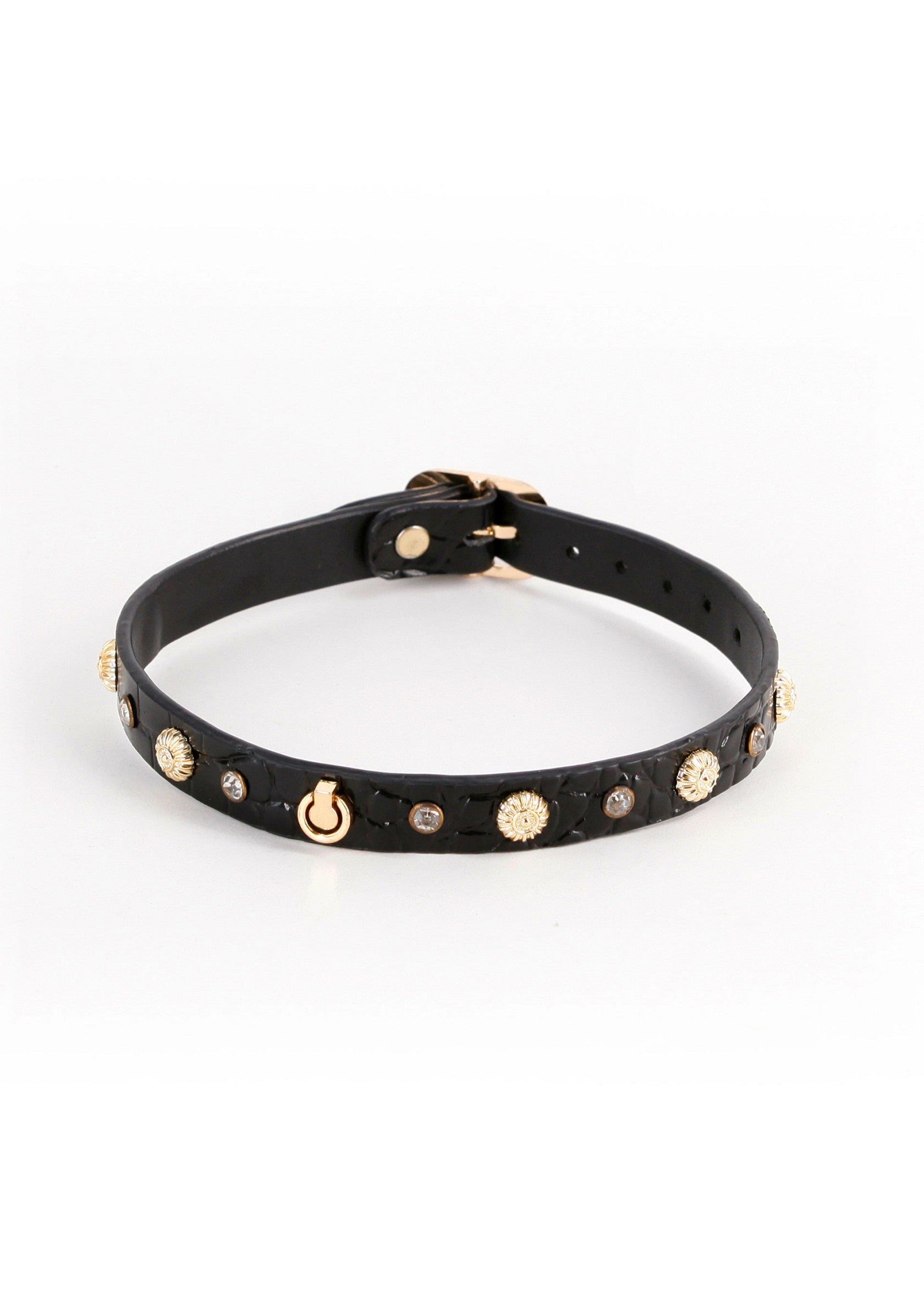 Bracelet en cuir noir avec détails dorés. Élégant et tendance, parfait pour compléter votre look.; Zwarte leren armband met gouden details. Stijlvol en trendy, perfect om je look compleet te maken.; Black leather bracelet with gold details. Stylish and trendy, perfect to complete your look.
