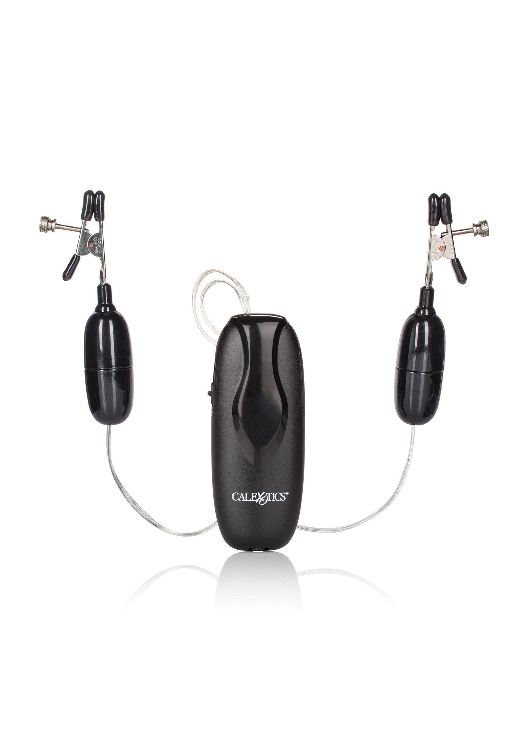 Pinces à tétons vibrantes Calexotics pour une stimulation intense et des sensations fortes. Explorez votre sensualité et le plaisir!; Calexotics vibrerende tepelklemmen voor intense stimulatie en spanning. Ontdek je sensualiteit en plezier!; Calexotics vibrating nipple clamps for intense stimulation and thrilling sensations. Explore your sensuality & pleasure!