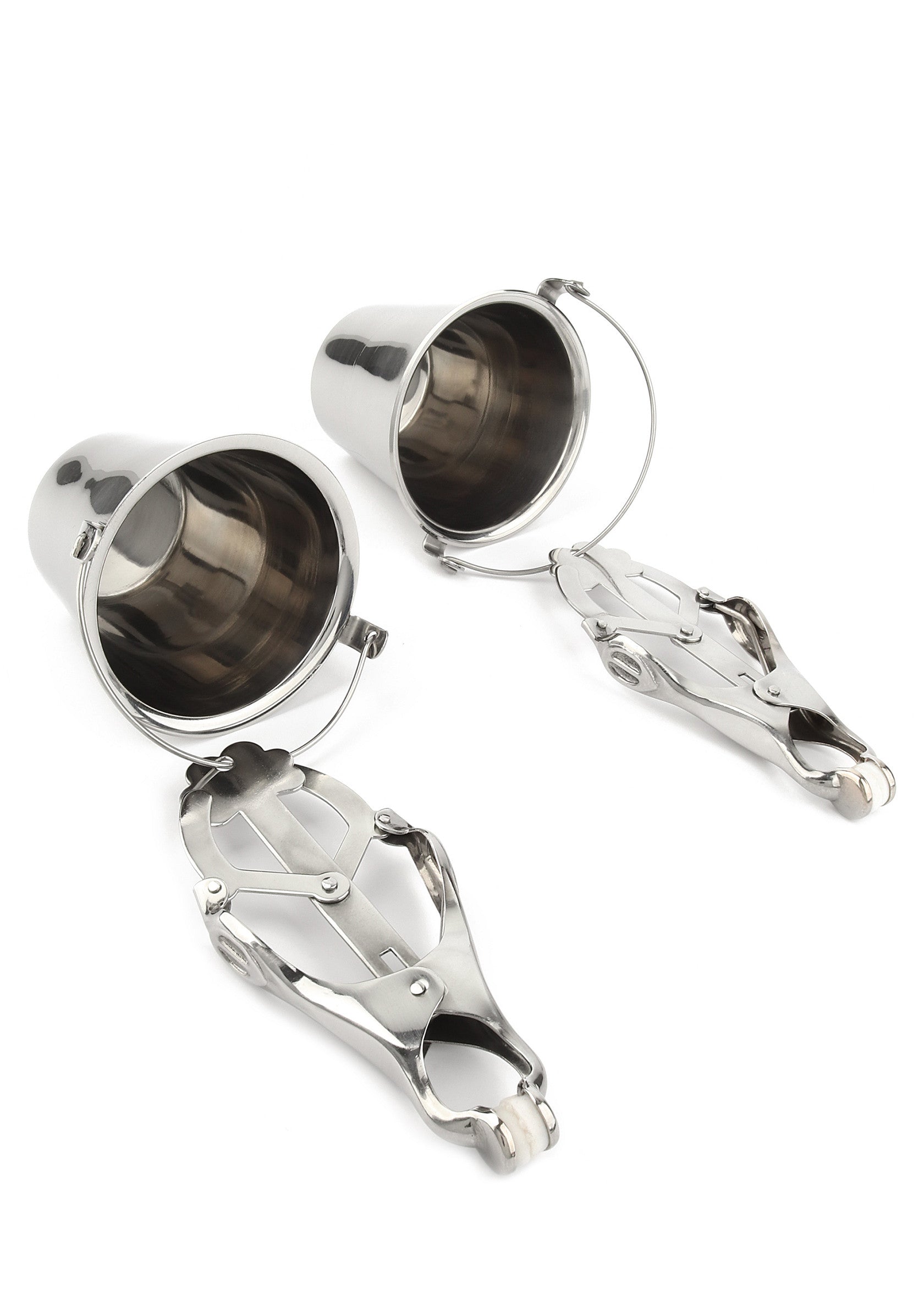 Pince-tétons et seaux en métal de haute qualité. Accessoire érotique pour adultes.; Hoogwaardige metalen tepelklemmen en emmers. Erotisch accessoire voor volwassenen.; High quality metal nipple clamps and buckets. Erotic accessory for adults.