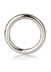 Anneau en métal argenté robuste, idéal pour la maroquinerie et les accessoires. Parfait pour DIY et loisirs créatifs.; Stevige zilverkleurige metalen ring, ideaal voor lederwaren en accessoires. Perfect voor doe-het-zelf en creatieve hobby's.; Sturdy silver metal ring, ideal for leather goods and accessories. Perfect for DIY and creative hobbies.