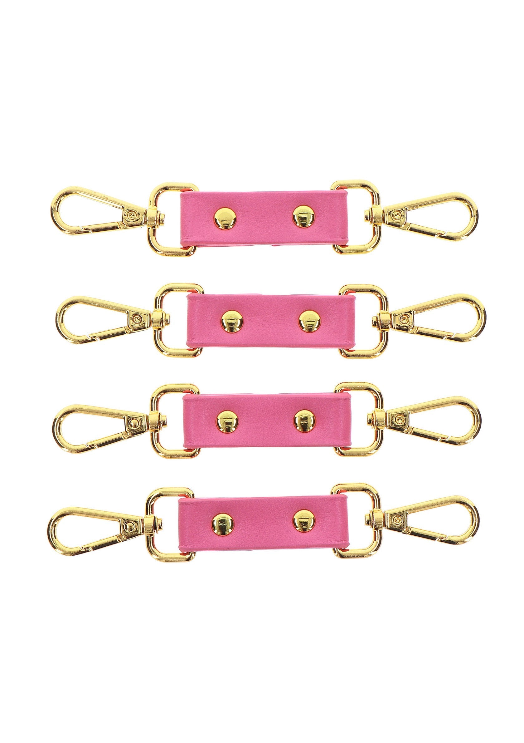 Ensemble de quatre rallonges de chaîne de sac roses avec des fermoirs dorés.; Set van vier roze tas ketting verlengstukken met gouden sluitingen.; Set of four pink bag chain extenders with gold clasps.