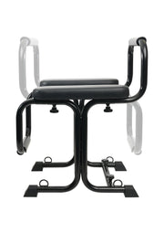 Siège de positionnement noir, réglable et polyvalent pour une variété de besoins. Confort et soutien assurés.; Zwarte positioneringsstoel, verstelbaar en veelzijdig voor diverse behoeften. Comfort en ondersteuning gegarandeerd.; Black positioning seat, adjustable and versatile for various needs. Comfort and support guaranteed.