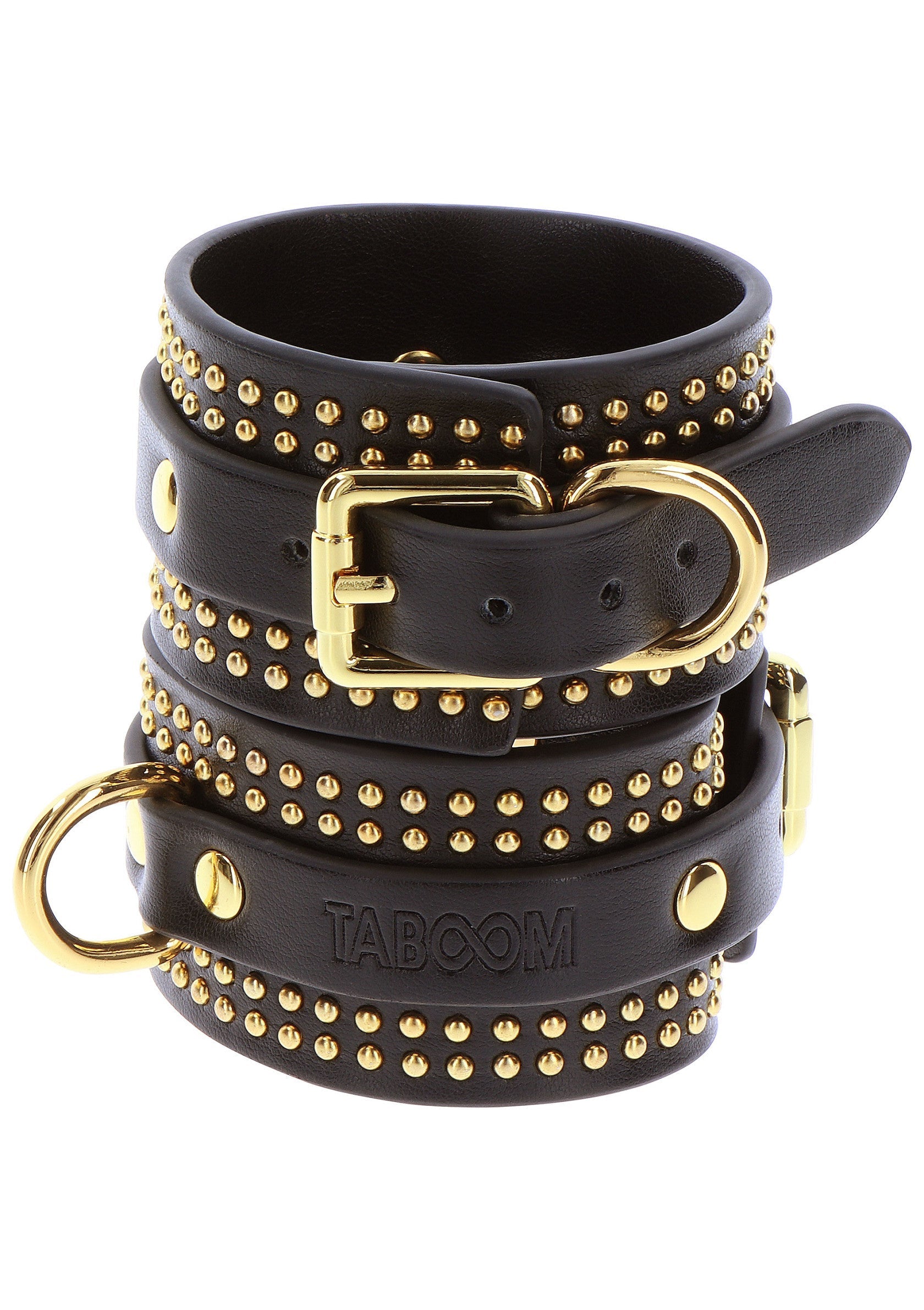 Manchette en cuir noir cloutée or de Taboom, accessoire de mode audacieux et élégant.; Zwarte leren armband met gouden studs van Taboom, een gewaagde en stijlvolle modeaccessoire.; Black leather cuff bracelet with gold studs from Taboom, a bold and stylish fashion accessory.