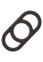 Anneau pénien noir triple pour plus de plaisir et de maintien.; Zwarte triple penisring voor meer plezier en ondersteuning.; Black triple cock ring for enhanced pleasure and support.
