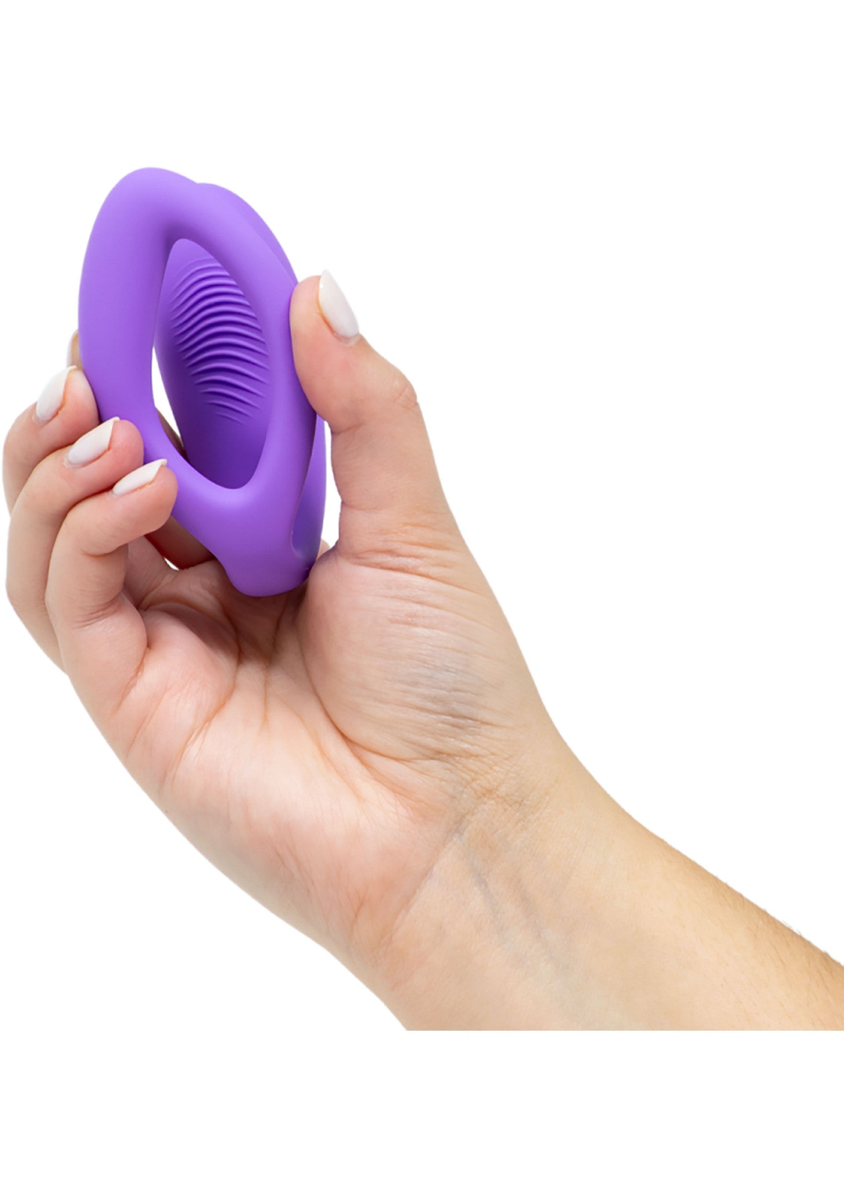 Anneau vibrant violet texturé, pour plus de plaisir et de sensations.; Paarse vibrerende ring met textuur, voor meer plezier en sensaties.; Textured purple vibrating ring, for more pleasure and sensations.