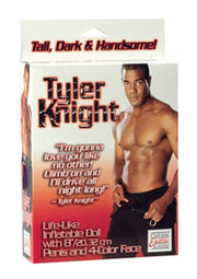 Poupée gonflable Tyler Knight. Réaliste, grand, brun et beau! Un cadeau coquin pour adultes.; Tyler Knight opblaaspop. Levensecht, lang, donker & knap! Een ondeugend cadeau voor volwassenen.; Tyler Knight inflatable doll. Life-like, tall, dark & handsome! A naughty gift for adults.