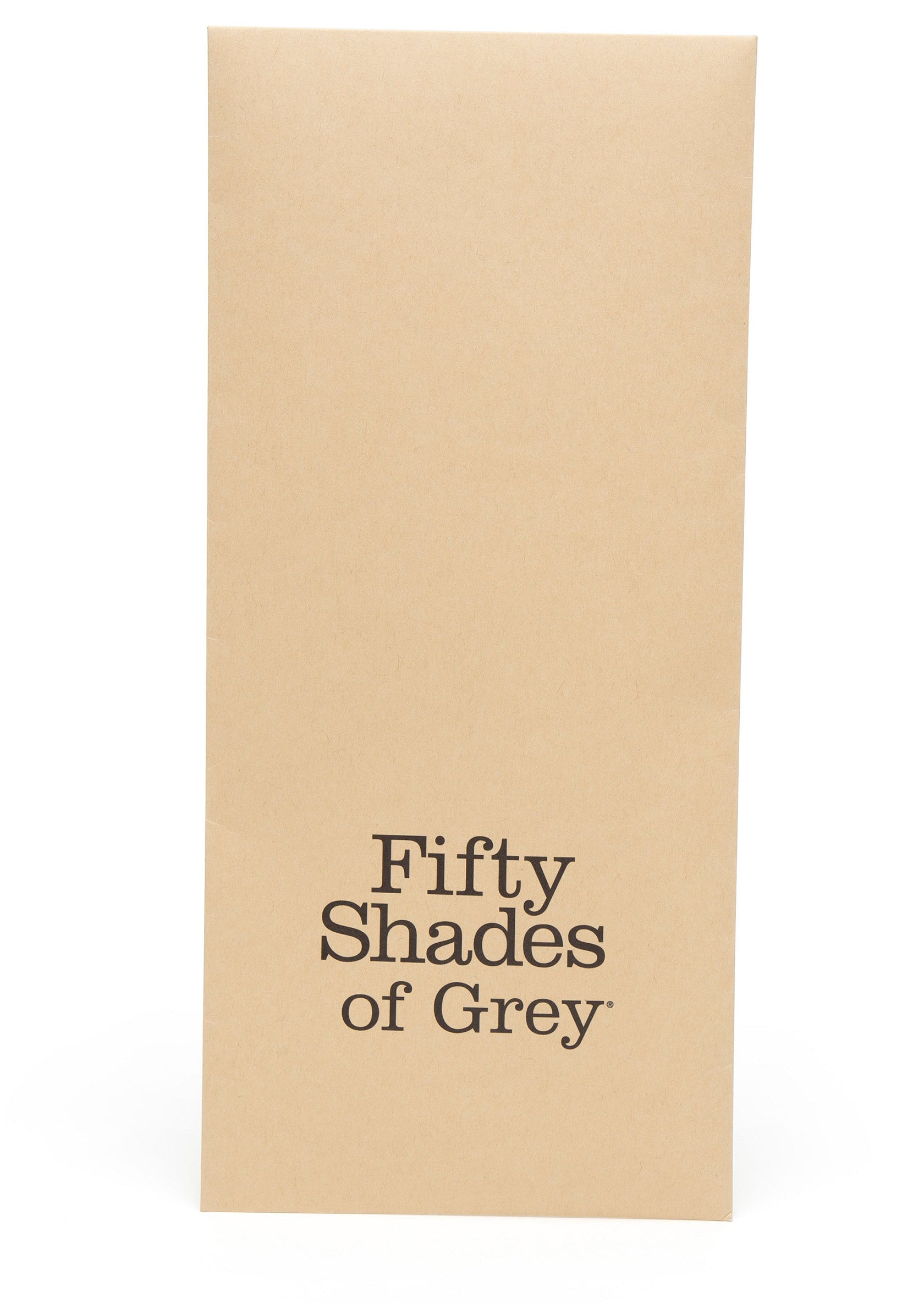 Boîte Fifty Shades of Grey, idéale pour ranger vos accessoires coquins. Discrète et élégante.; Fifty Shades of Grey doos, ideaal voor het opbergen van je ondeugende accessoires. Discreet en elegant.; Fifty Shades of Grey box, perfect for storing your naughty accessories. Discreet and elegant storage solution.