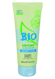 Lubrifiant bio à base d'eau pour peaux sensibles. Tube de 100 ml, produit naturel et vegan.; Bio glijmiddel op waterbasis, geschikt voor de gevoelige huid. 100ml tube, natuurlijk en vegan product.; Bio water-based lubricant for sensitive skin. 100ml tube, natural and vegan product.