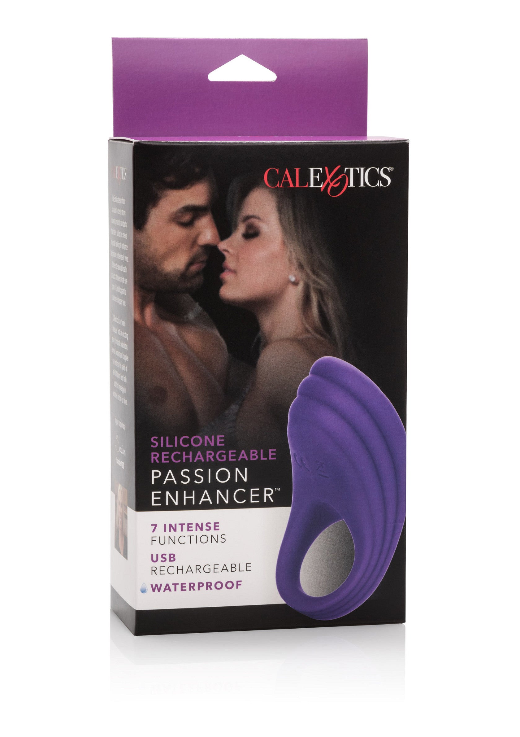 CalExotics Silicone Rechargeable Passion Enhancer pour couple. 7 fonctions intenses, USB rechargeable et étanche.; CalExotics Silicone Oplaadbare Passion Enhancer voor koppels. 7 intense functies, USB oplaadbaar en waterdicht.; CalExotics Silicone Rechargeable Passion Enhancer for couples. 7 intense functions, USB rechargeable and waterproof.