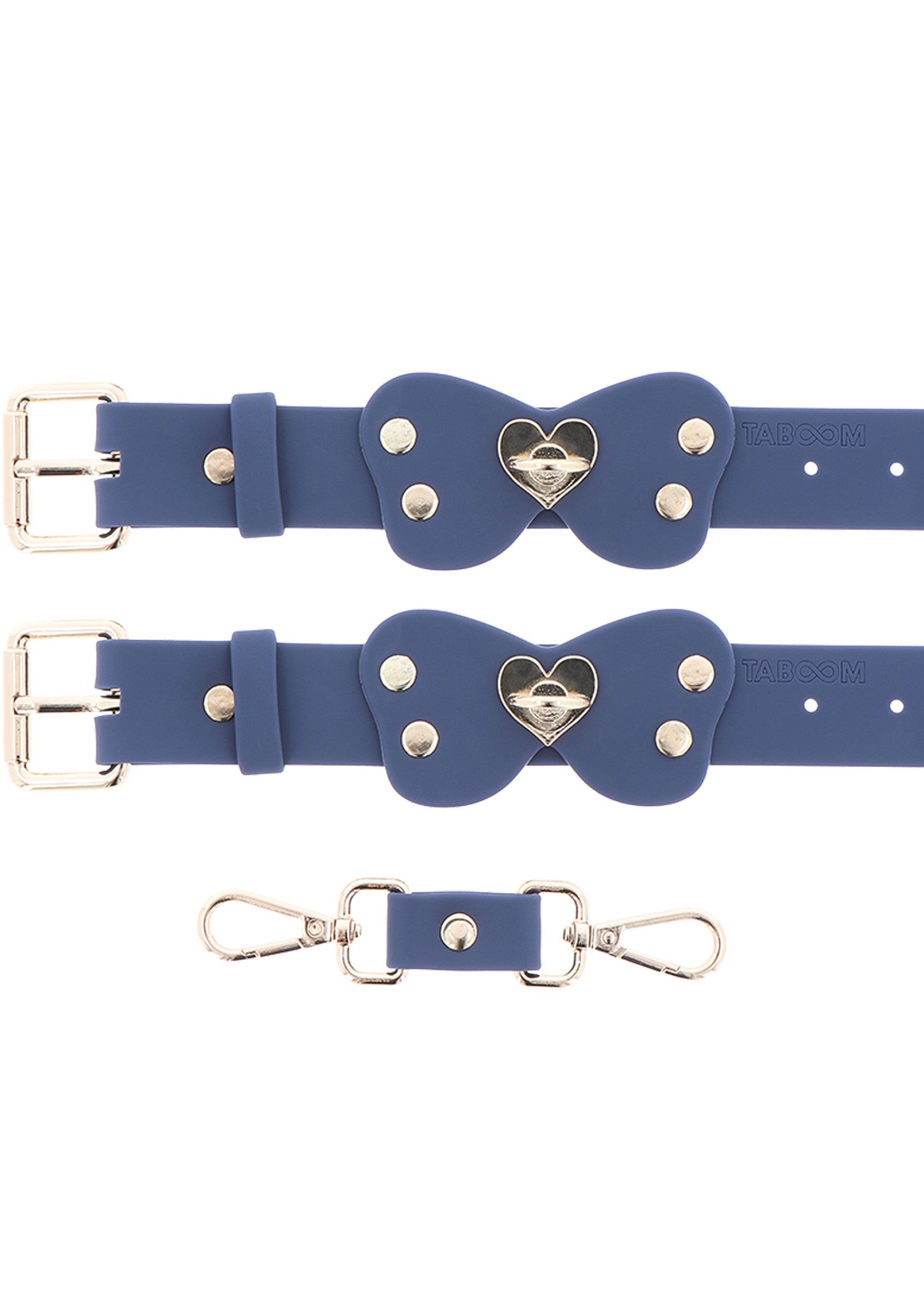 Ceinture bleu avec un noeud papillon et coeur.; Blauwe riem met strik en hartdetail.; Blue belt with a bow and heart detail.