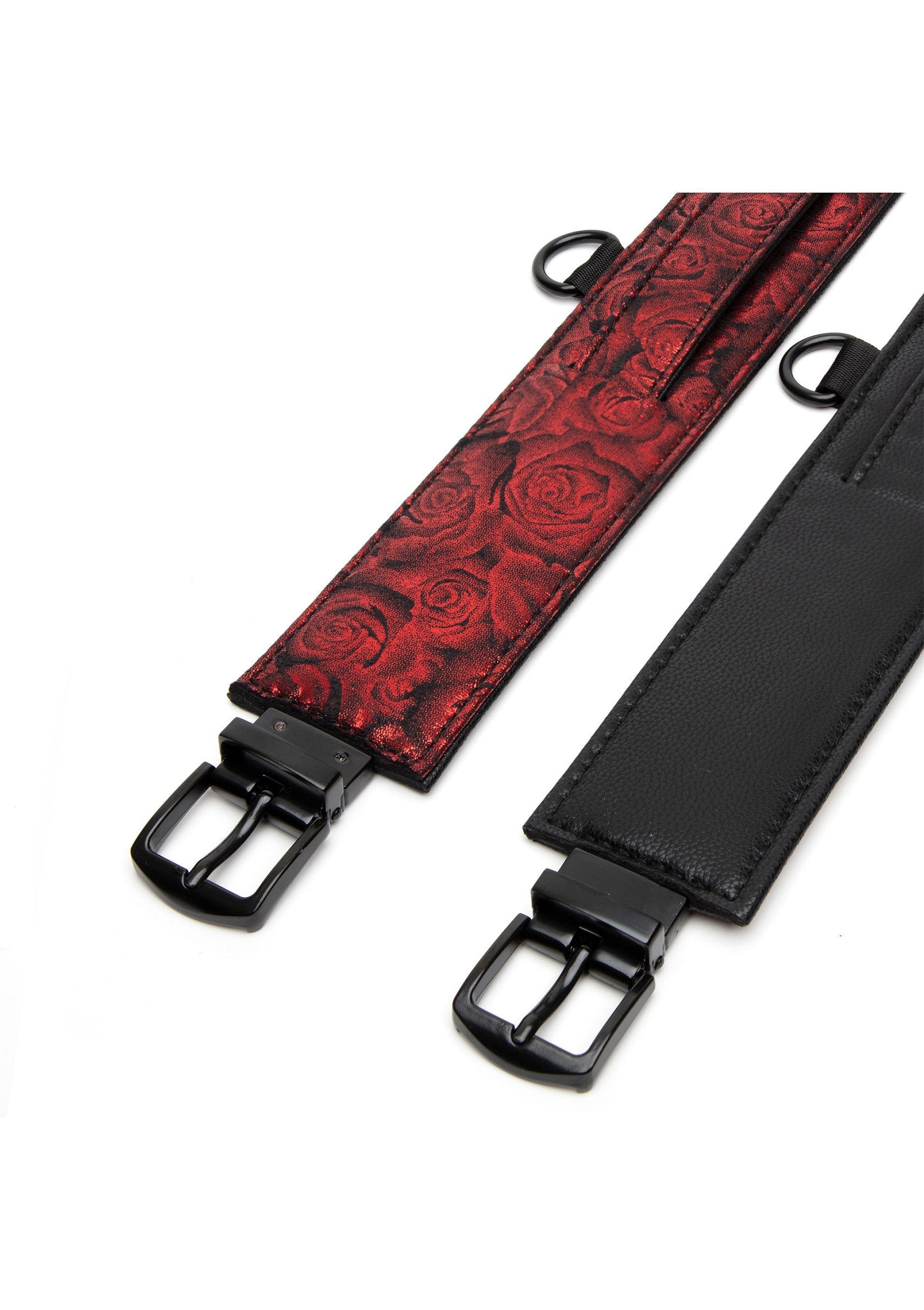 Ceintures en cuir avec motifs floraux et boucles métalliques noires. Élégance et style assurés.; Lederen riemen met bloemenmotieven en zwarte metalen gespen. Elegantie en stijl verzekerd.; Leather belts with floral patterns and black metal buckles. Elegance and style guaranteed.