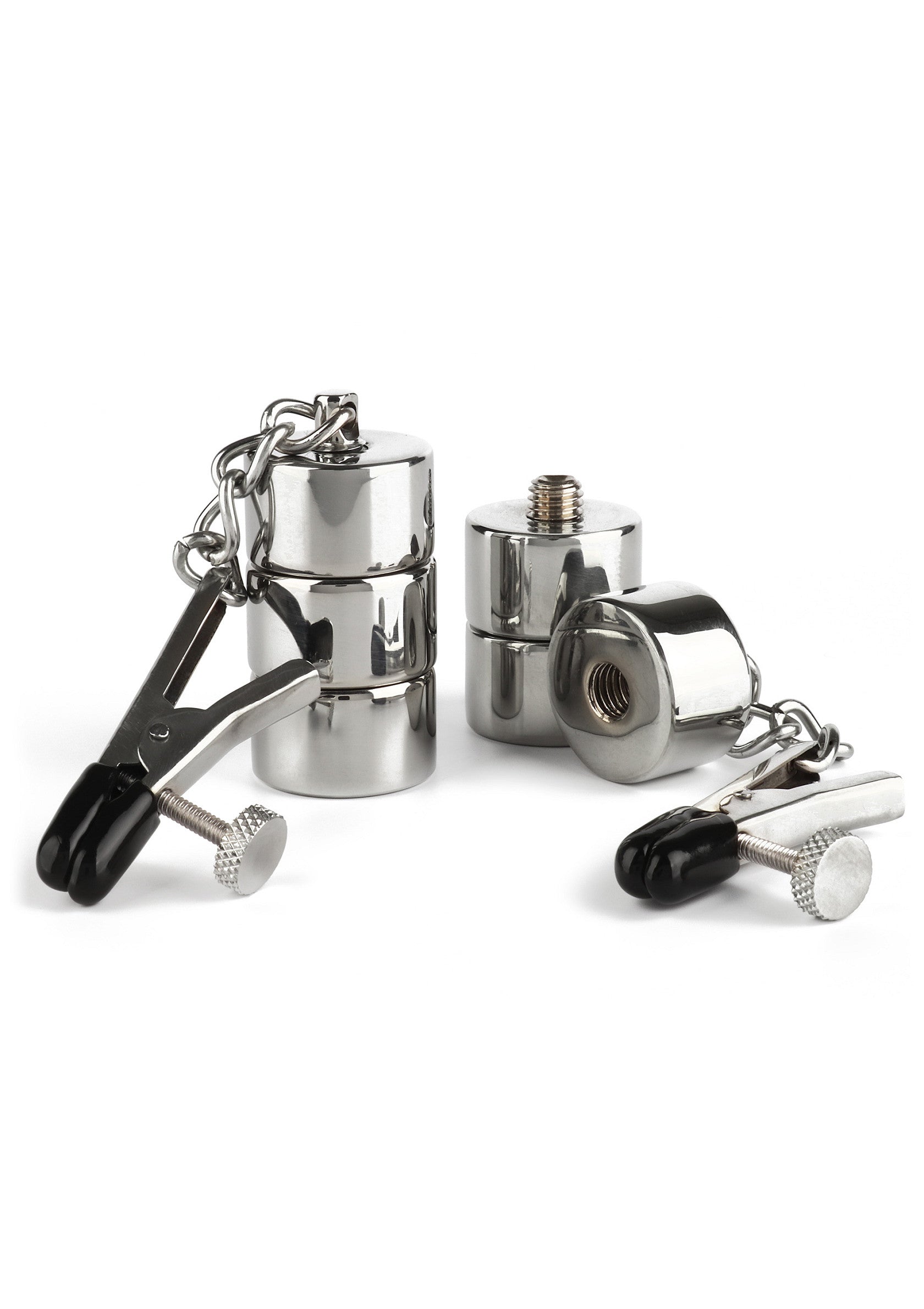 Pinces à tétons lestées en acier inoxydable avec poids réglables pour plus de sensations fortes.; Gepondereerde tepelklemmen van roestvrij staal met verstelbare gewichten voor extra spanning.; Stainless steel weighted nipple clamps with adjustable weights for added excitement. Shop now!
