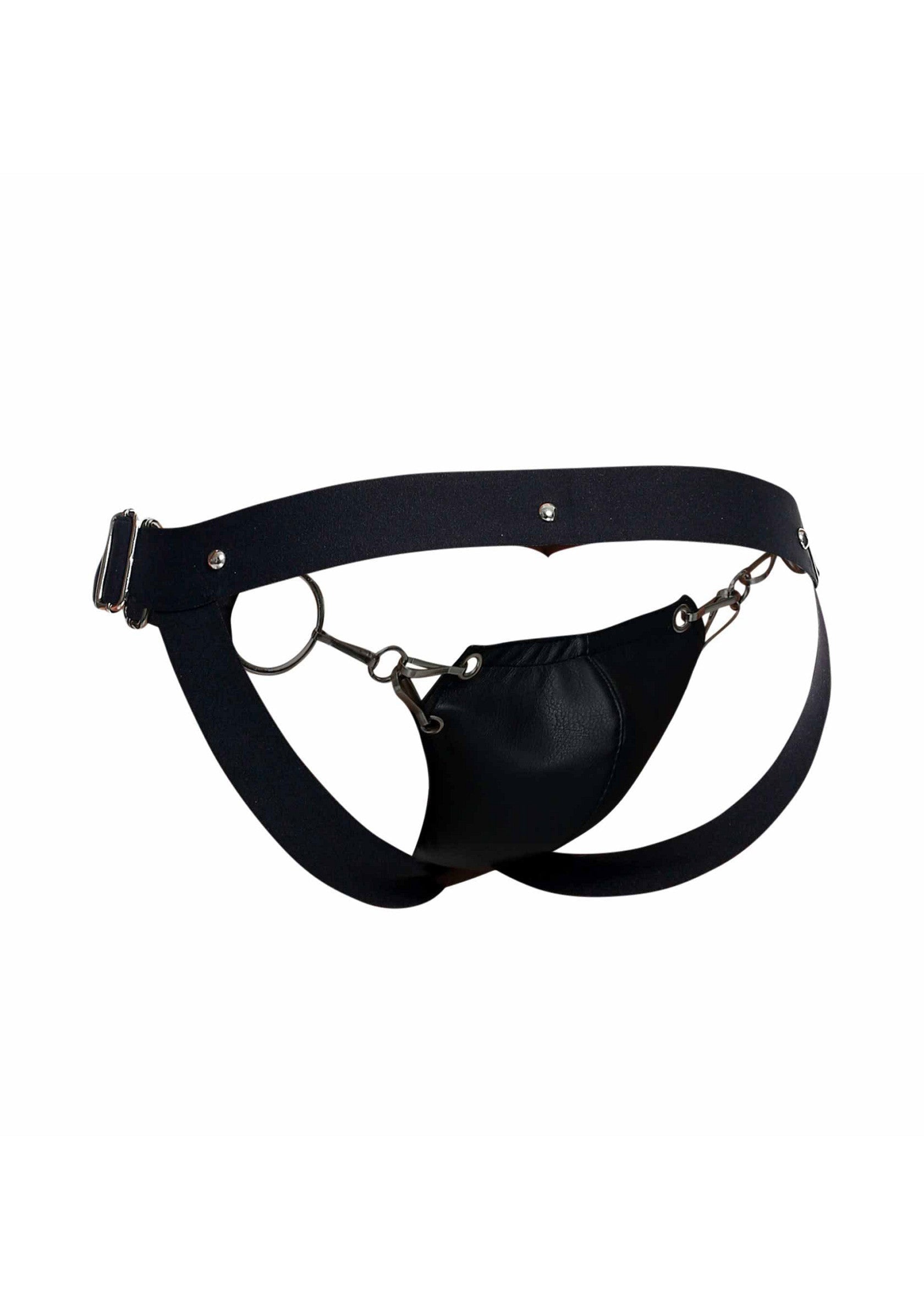 String noir avec ceinture, anneaux et chaînes pour un look audacieux et séduisant.; Zwarte string met riem, ringen en kettingen voor een gewaagde en verleidelijke look.; Black jockstrap with belt, rings, and chains for a bold and seductive look.