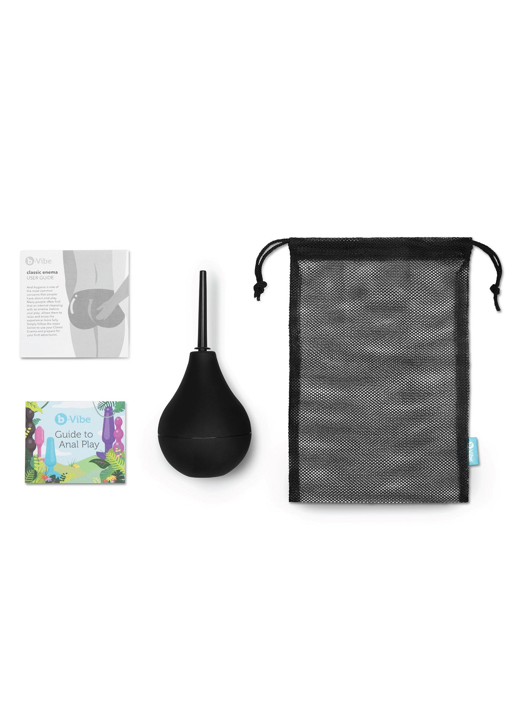 Kit de nettoyage anal. Comprend une poire à lavement noire, un sac de rangement et un guide pour le jeu anal.; Anale reinigingsset. Bevat een zwarte klysma peer, een opbergzak en een handleiding voor anaal spel.; Anal cleansing kit. Includes a black enema bulb, a storage bag, and a guide to anal play.
