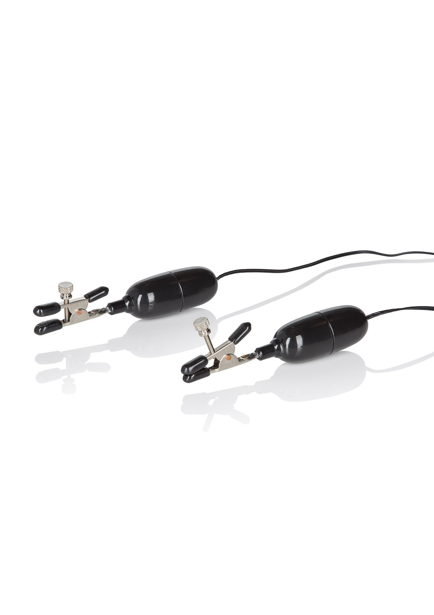 Pinces à tétons électriques pour un plaisir intense.; Elektrische tepelklemmen voor intense prikkeling.; Electric nipple clamps for intense stimulation.