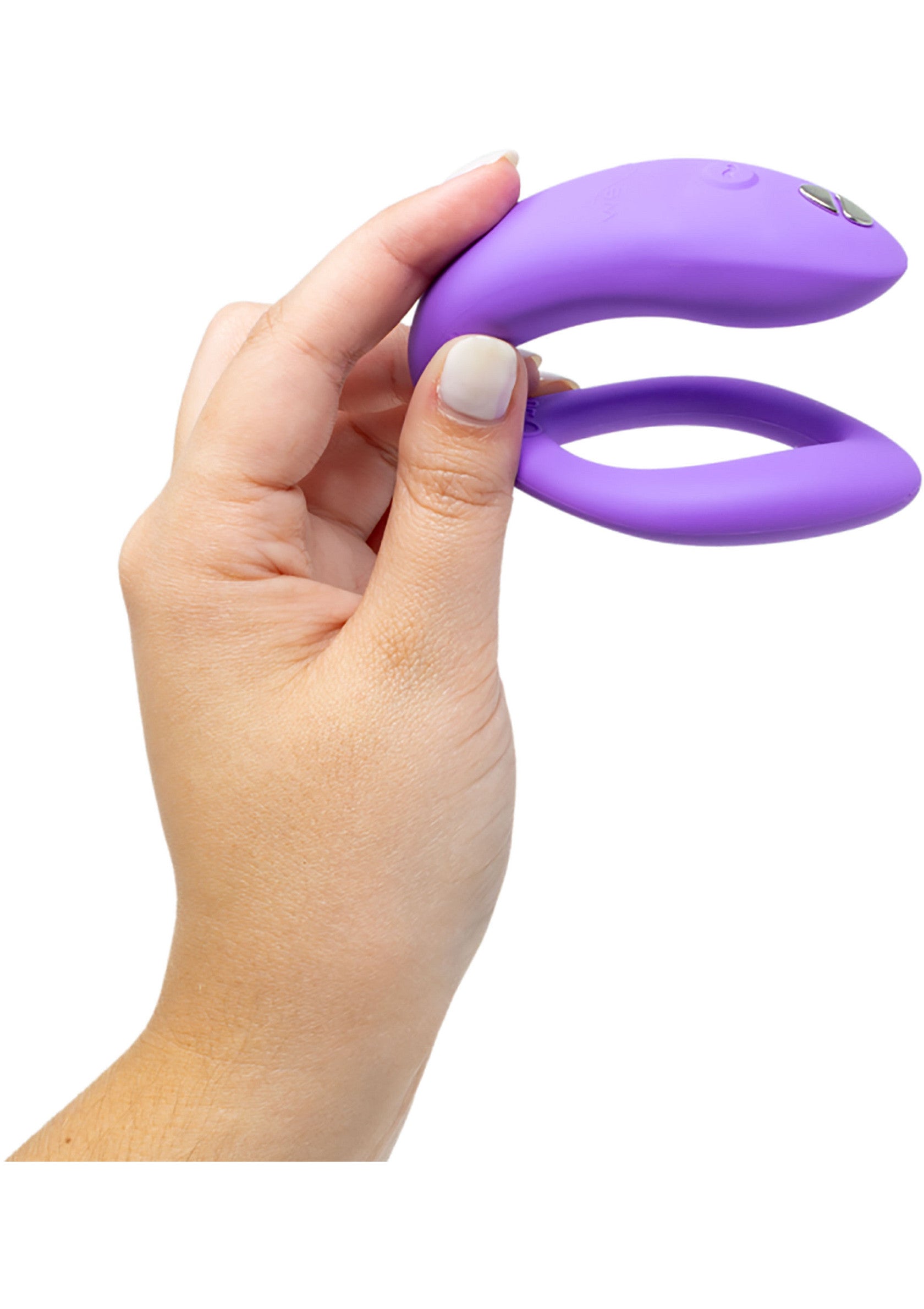 Vibromasseur clitoridien sans contact violet pour femmes. Stimulateur à ondes d'air pour plaisir féminin.; Paarse contactloze clitoris vibrator voor vrouwen. Luchtdrukmassager voor vrouwelijk genot.; Purple contactless clitoral vibrator for women. Air pressure stimulator for female pleasure.