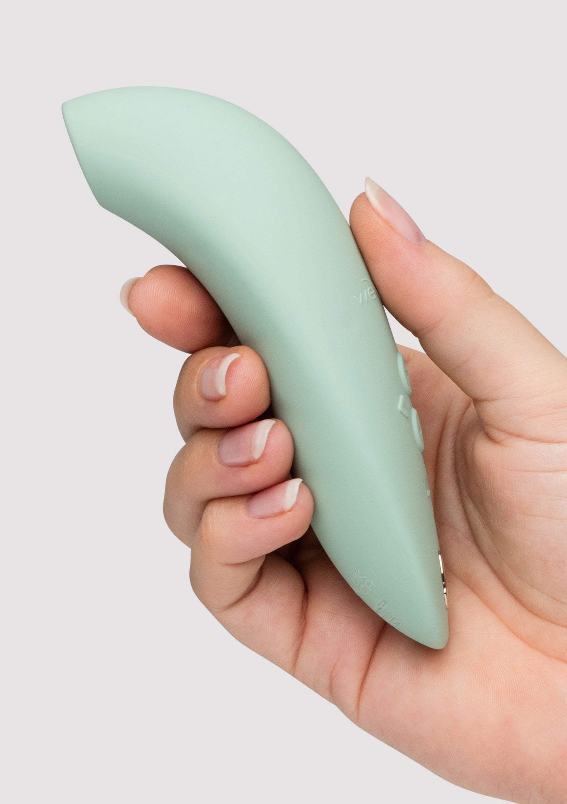 Masseur personnel ergonomique en silicone doux, vert menthe, pour le plaisir et la détente.; Ergonomische persoonlijke stimulator van zachte siliconen, mintgroen, voor plezier en ontspanning.; Ergonomic personal massager made of soft silicone in mint green color, for pleasure and relaxation.