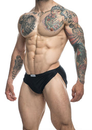 Slip de sport noir pour homme, idéal pour l'entraînement. Confortable et stylé.; Zwarte sportslip voor heren, ideaal voor training. Comfortabel en stijlvol.; Black athletic brief for men, perfect for working out. Comfortable and stylish.
