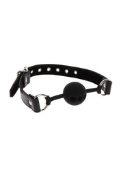 Bâillon boule noir avec sangle en cuir réglable. Accessoire érotique pour jeux de rôle et BDSM.; Zwarte balgag met verstelbare leren band. Erotisch accessoire voor rollenspellen en BDSM.; Black ball gag with adjustable leather strap. Erotic accessory for roleplay and BDSM.