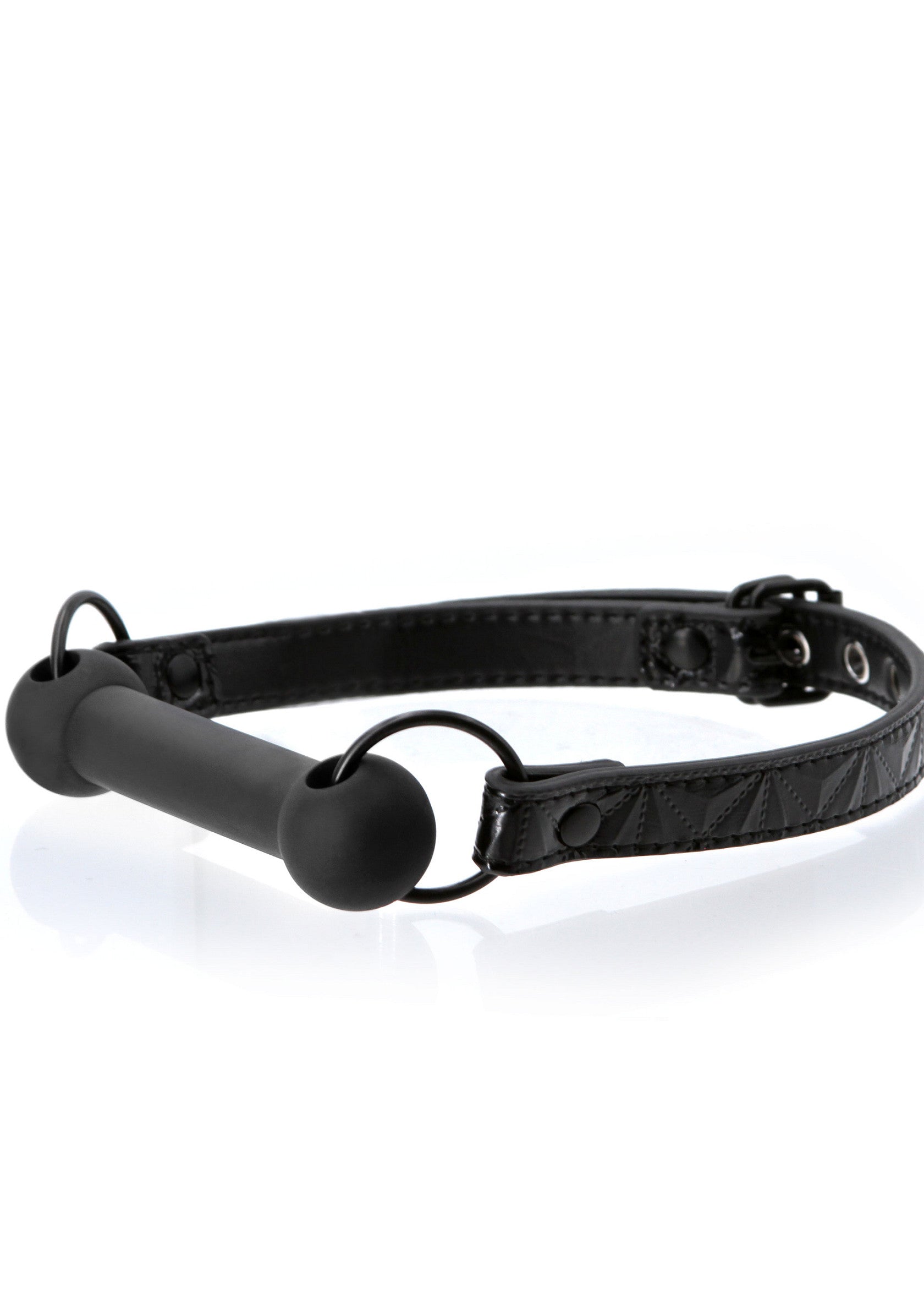 Bâillon buccal en silicone noir avec bride en cuir réglable. Jeu de rôle et domination.; Zwarte siliconen mondknevel met verstelbare leren riem. Rollenspel en dominantie.; Black silicone ball gag with adjustable leather strap. Role play and dominance.