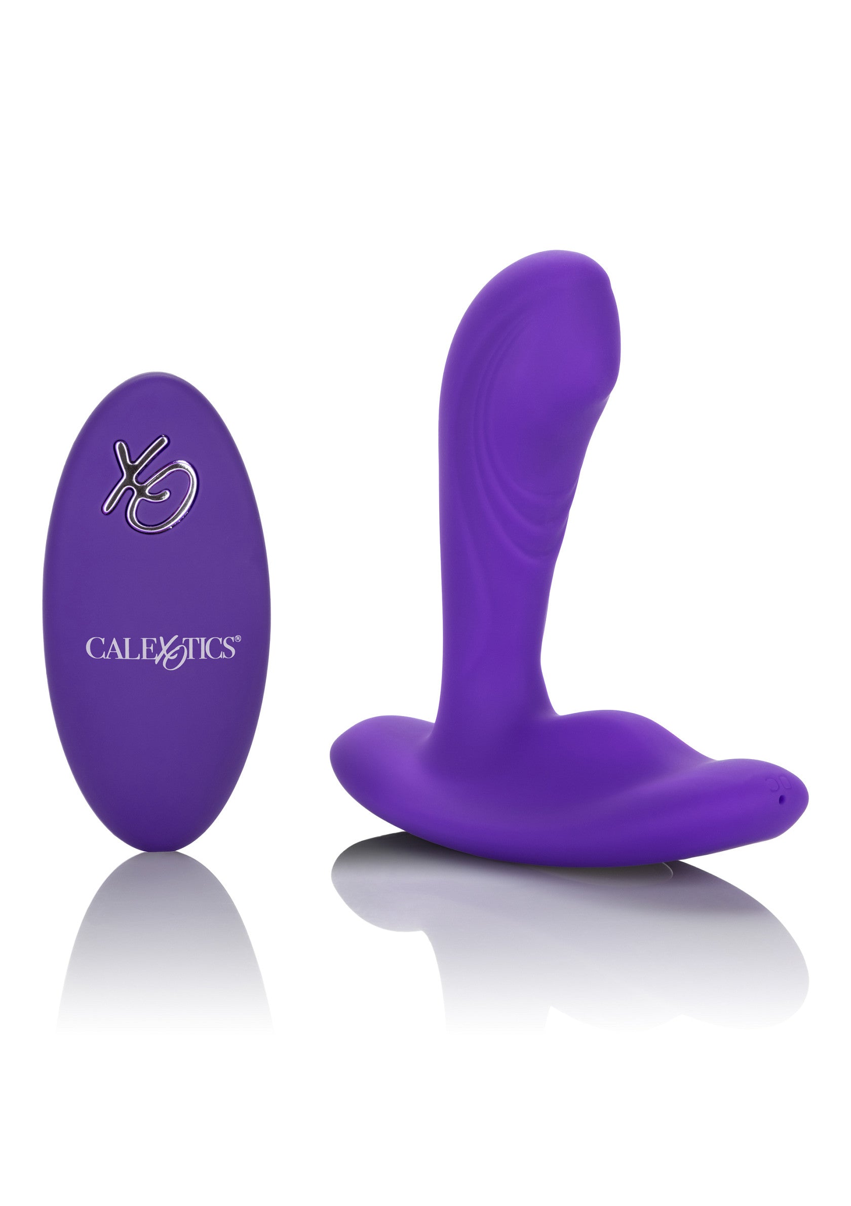 Vibromasseur vibrant violet CalExotics XO avec télécommande sans fil pour le plaisir et la stimulation.; CalExotics XO paarse vibrerende vibrator met draadloze afstandsbediening voor genot en stimulatie.; CalExotics XO purple vibrating vibrator with wireless remote for pleasure and stimulation.