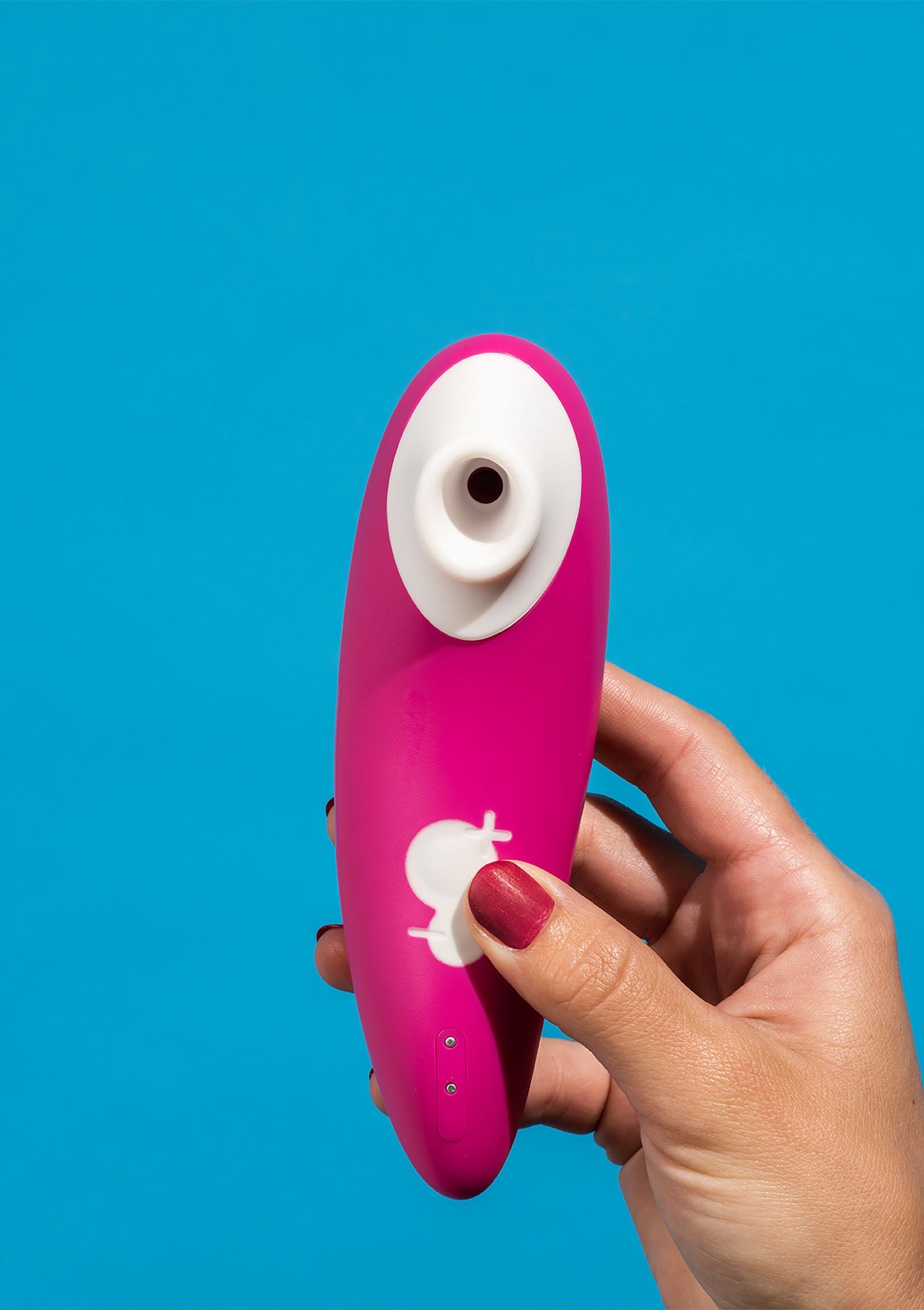 Masseur vibrant rose pour le plaisir féminin. Découvrez une nouvelle dimension de sensations avec cet appareil discret et puissant.; Roze vibrator voor vrouwelijk genot. Ontdek een nieuwe dimensie van sensaties met dit discrete en krachtige apparaat.; Pink clitoral vibrator for female pleasure. Discover a new dimension of sensations with this discreet and powerful device.