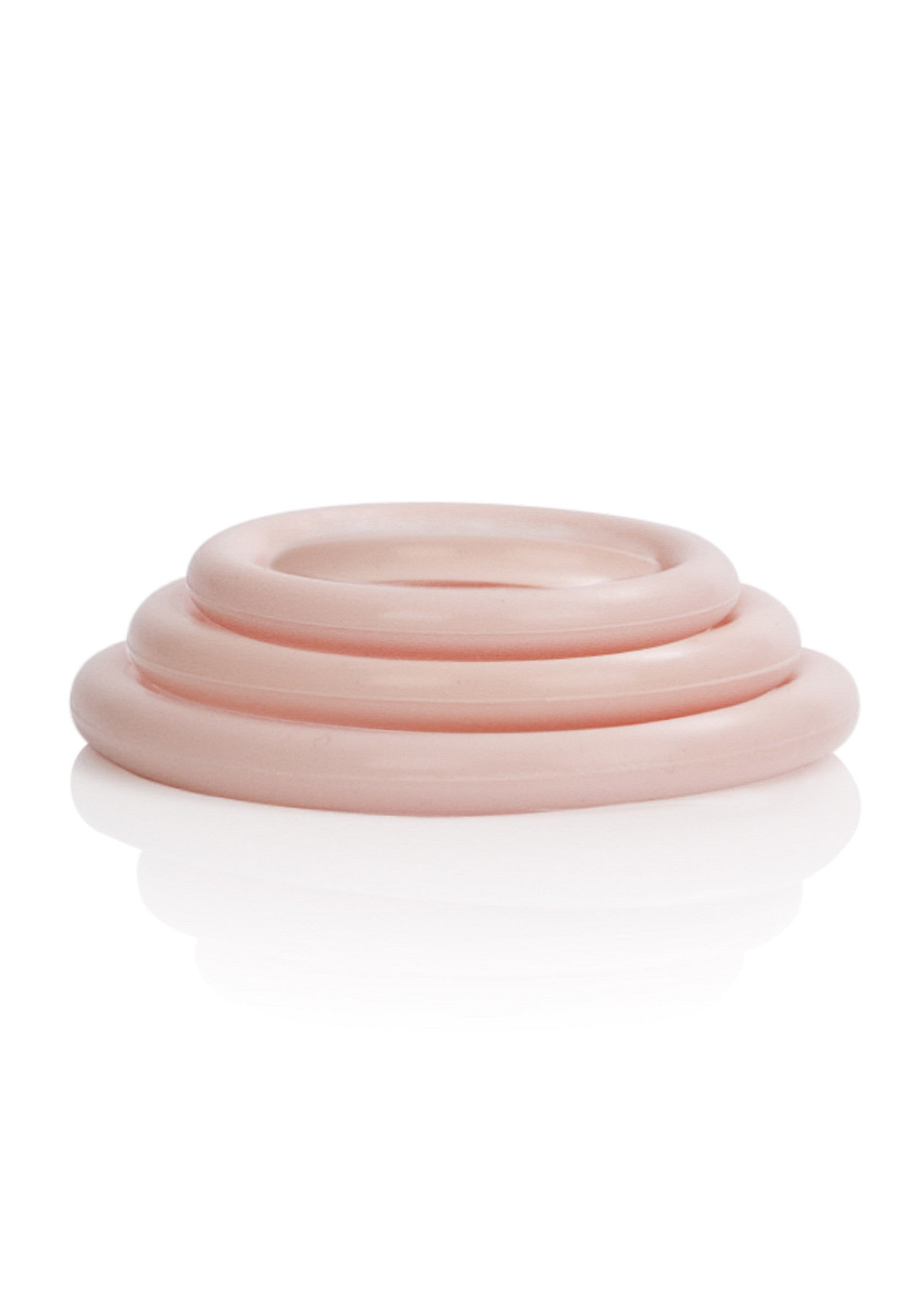 Anneaux décoratifs roses, parfaits pour une touche d'élégance discrète dans votre intérieur.; Roze decoratieve ringen, perfect voor een subtiele, elegante touch in uw interieur.; Pink decorative rings, perfect for a subtle, elegant touch in your home decor.