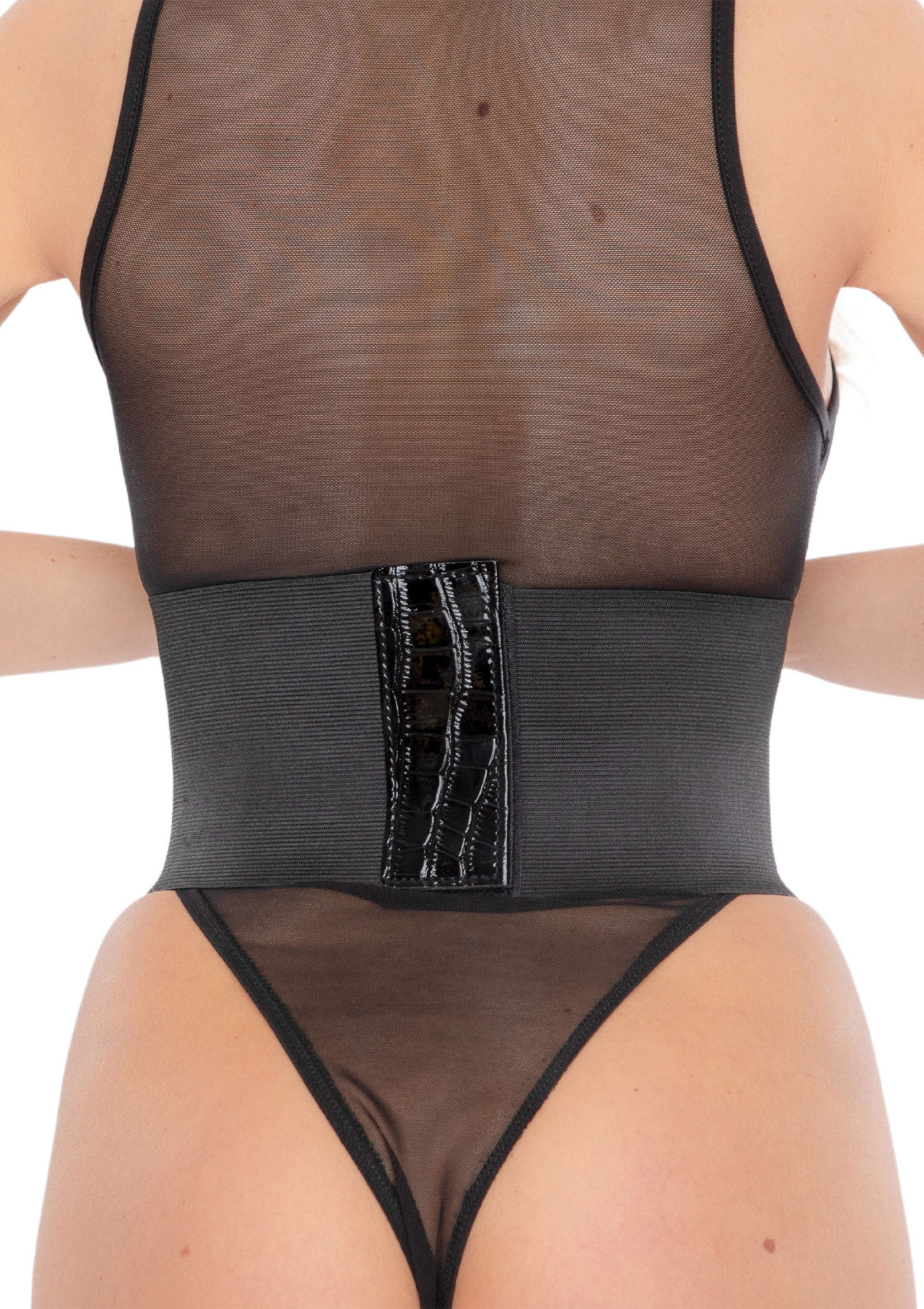 Body noir transparent avec ceinture serre-taille, lingerie séduisante pour une silhouette sublimée.; Zwarte, transparante bodysuit met tailleband, verleidelijke lingerie voor een mooi silhouet.; Black sheer bodysuit with waist cincher, seductive lingerie for a stunning silhouette.