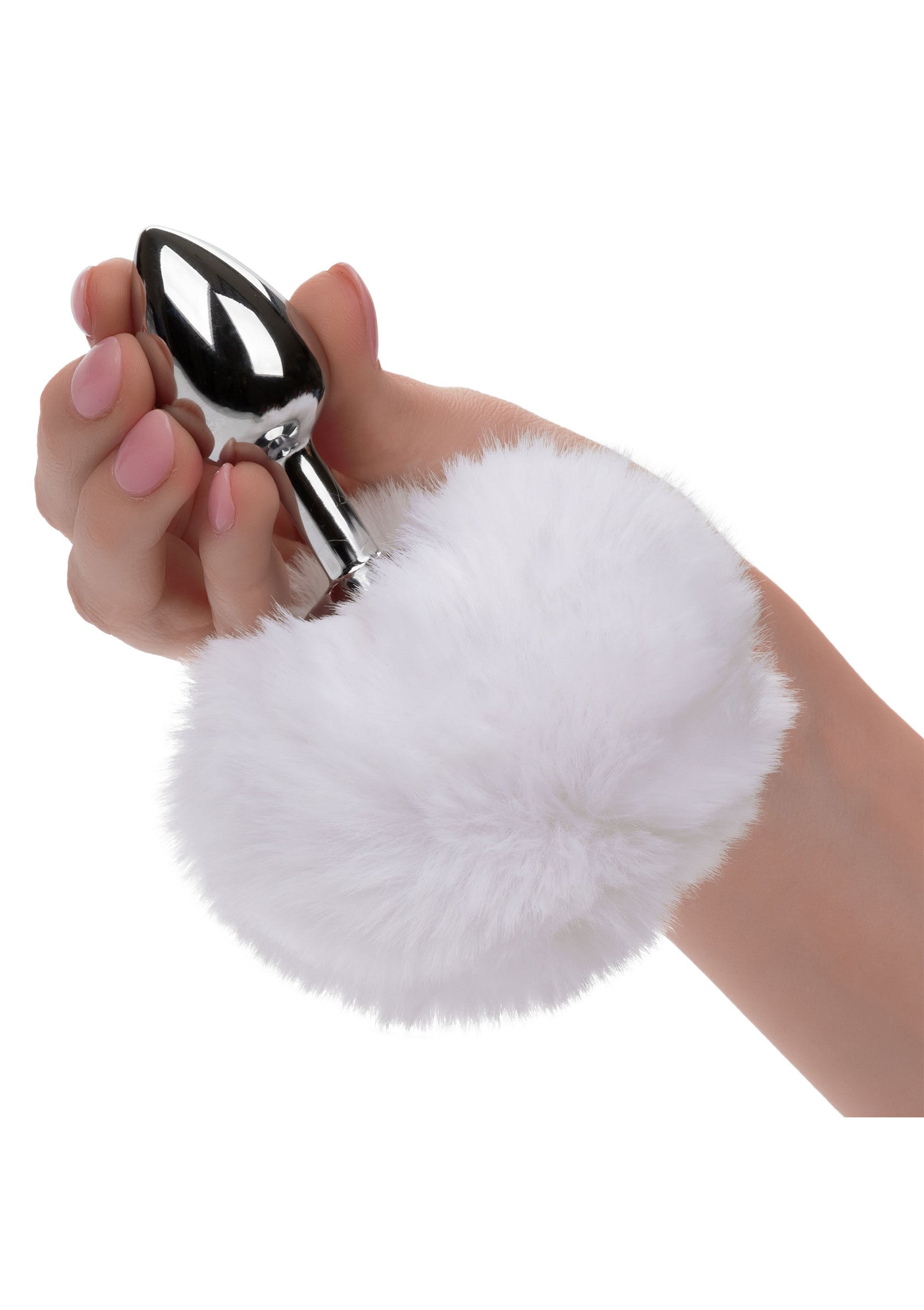 Plug anal en métal avec queue de lapin blanche duveteuse pour un plaisir coquin.; Metalen anale plug met pluizige witte konijnenstaart voor ondeugend plezier.; Metal anal plug with fluffy white bunny tail for kinky pleasure.