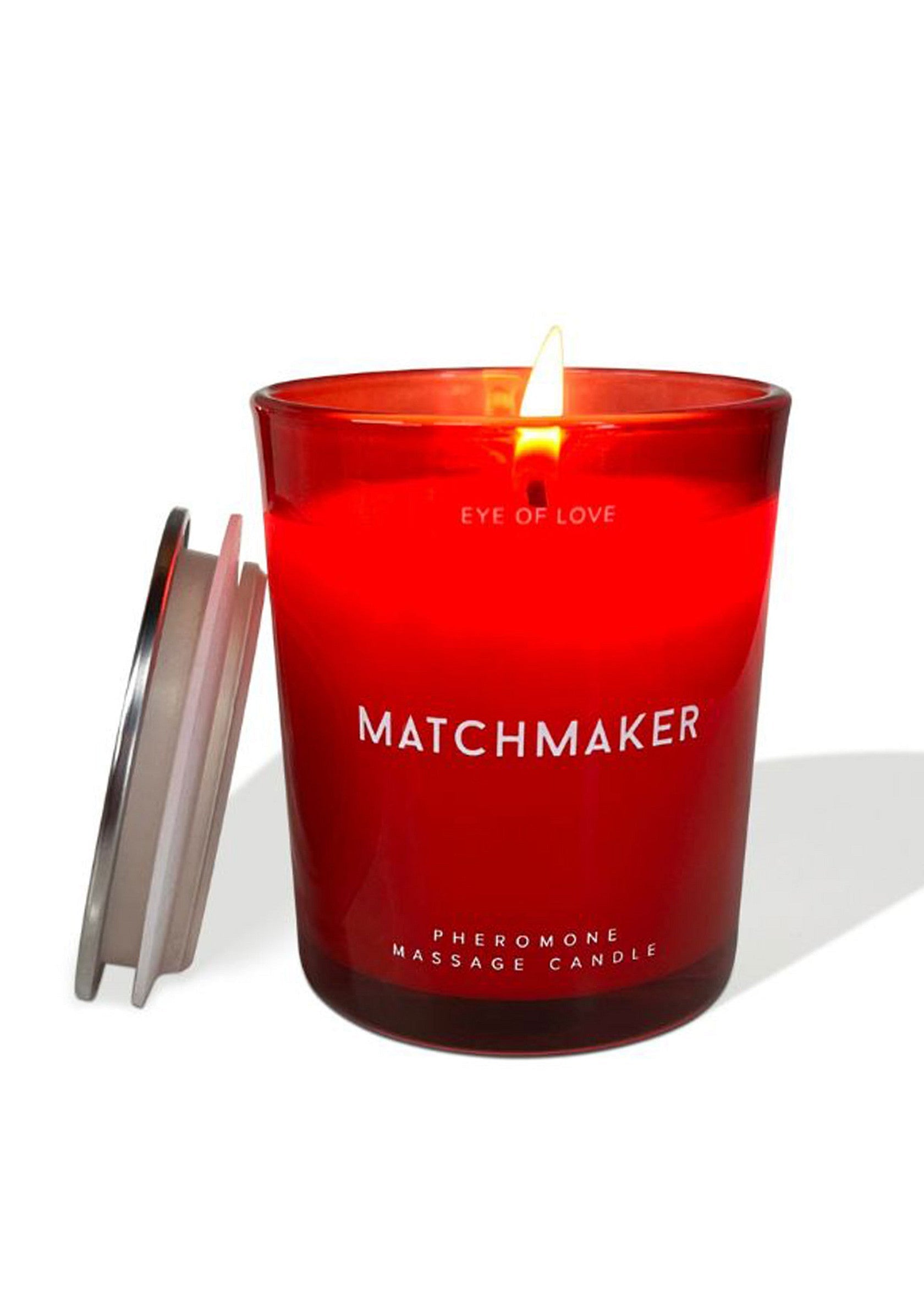 Bougie de massage aux phéromones Matchmaker Eye of Love. Ambiance romantique, parfum sensuel. Créez une atmosphère séduisante.; Matchmaker Eye of Love feromoon massagekaars. Romantische sfeer, sensuele geur. Creëer een verleidelijke ambiance.; Matchmaker Eye of Love pheromone massage candle. Romantic ambiance, sensual scent. Create a seductive atmosphere.