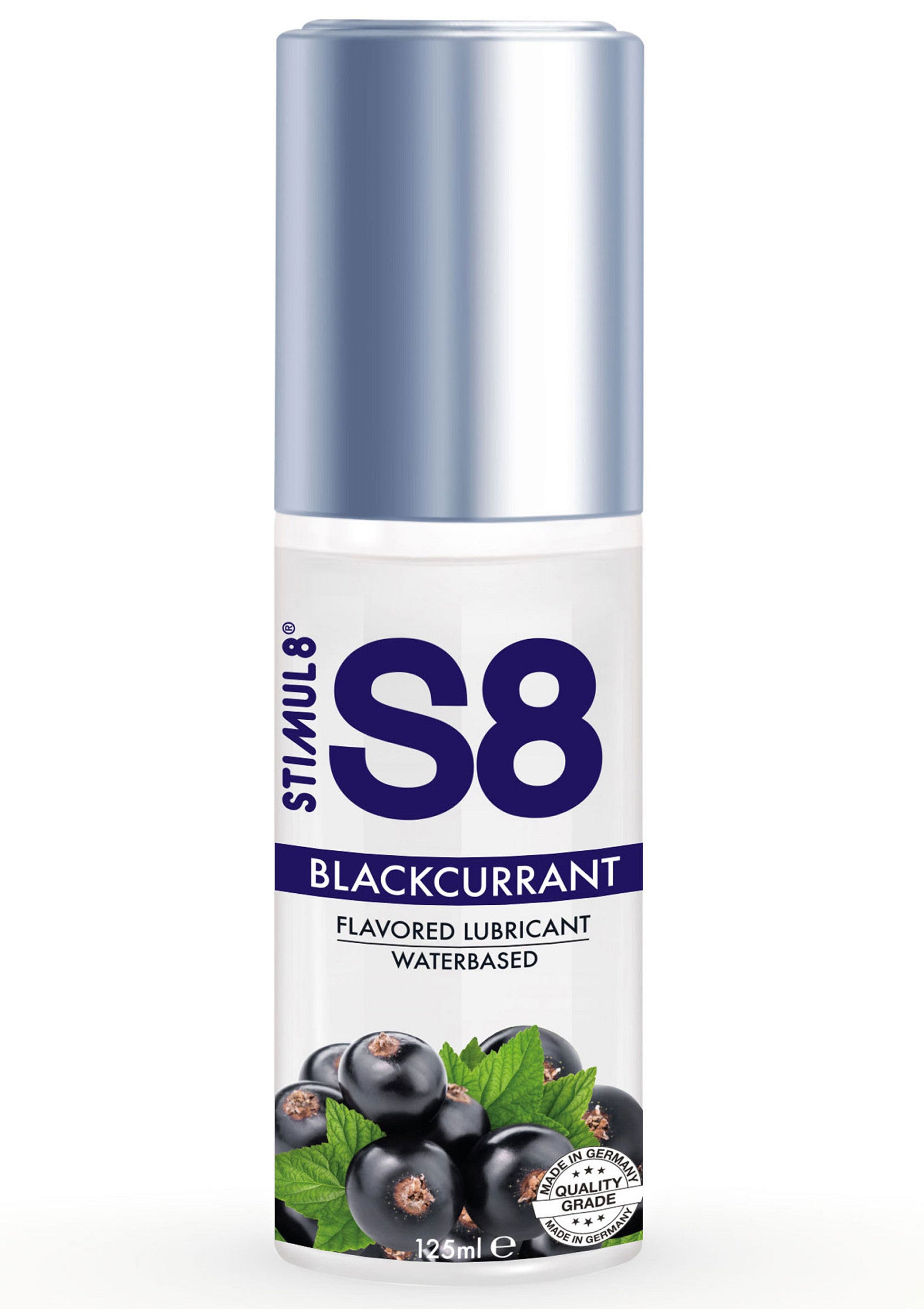 Lubrifiant à base d'eau S8 Cassis pour plus de plaisir. Texture douce et parfum fruité. 125ml.; S8 Zwarte Bes glijmiddel op waterbasis voor meer genot. Zachte textuur en fruitige geur. 125ml.; S8 Blackcurrant water-based lubricant for more pleasure. Smooth texture and fruity scent. 125ml.