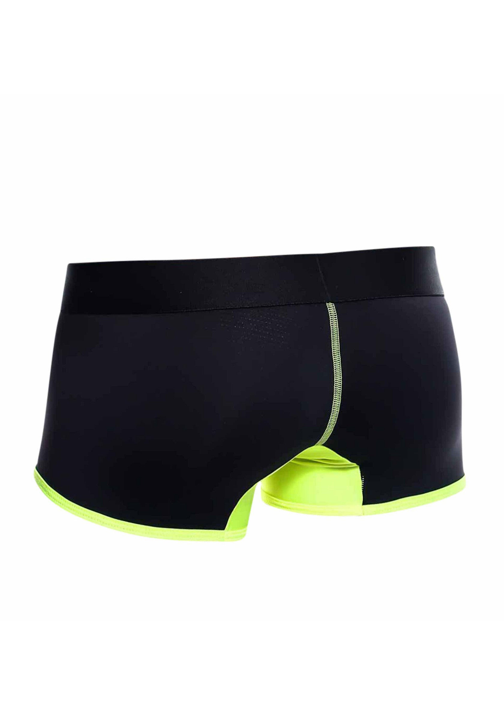 Short de sport noir et vert fluo pour femme, idéal pour l'entraînement et le fitness.; Zwarte sportshort met neon groene accenten voor dames, ideaal voor training en fitness.; Women's black workout shorts with neon green trim. Ideal for training and fitness.