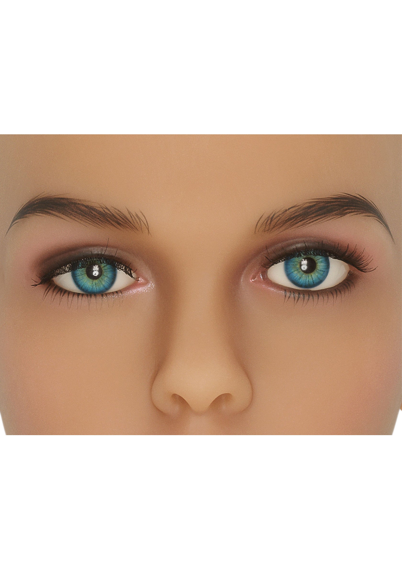 Yeux bleus perçants, sourcils définis et maquillage délicat. Rehaussez votre beauté naturelle.; Doordringende blauwe ogen, strakke wenkbrauwen en subtiele make-up. Accentueer uw natuurlijke schoonheid.; Piercing blue eyes, defined eyebrows, and subtle makeup. Enhance your natural beauty.