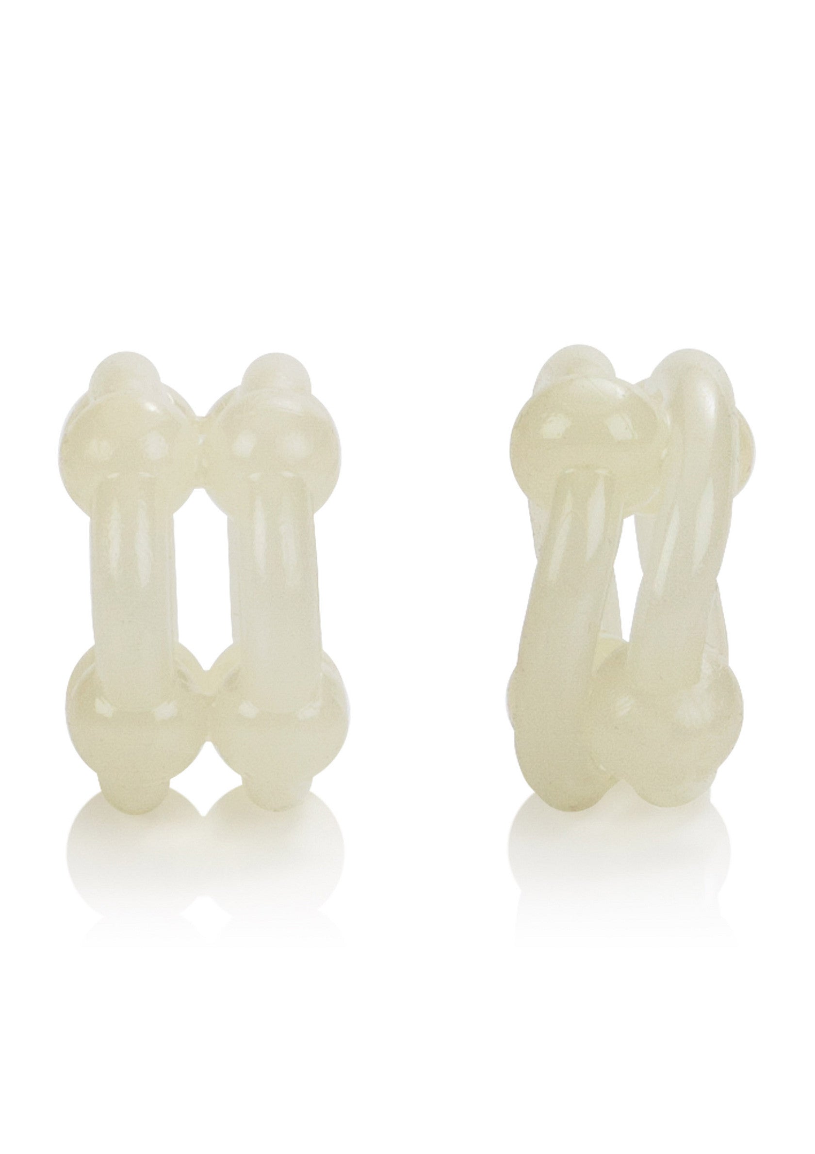 Anneaux péniens lumineux pour une expérience excitante et durable. Améliorez votre plaisir avec ces accessoires uniques.; Lichtgevende penisringen voor een opwindende en langdurige ervaring. Verbeter uw plezier met deze unieke accessoires.; Glow-in-the-dark penis rings for an exciting, long-lasting experience. Enhance your pleasure with these unique accessories.