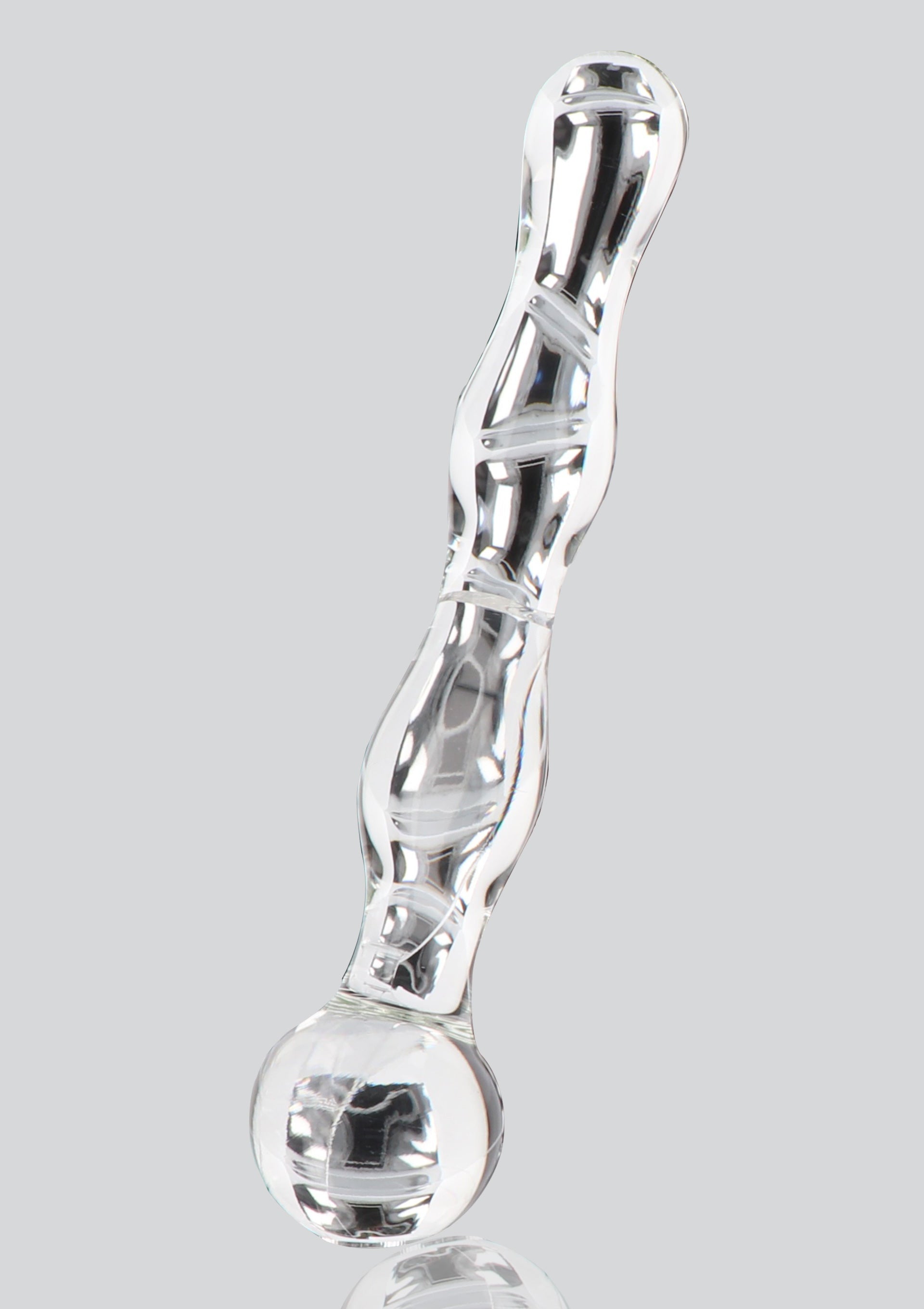 Plug anal en verre transparent pour une exploration sensorielle unique et élégante.; Transparante glazen anaalplug voor een unieke en elegante zintuiglijke ontdekking.; Clear glass anal plug for a unique and elegant sensory exploration.