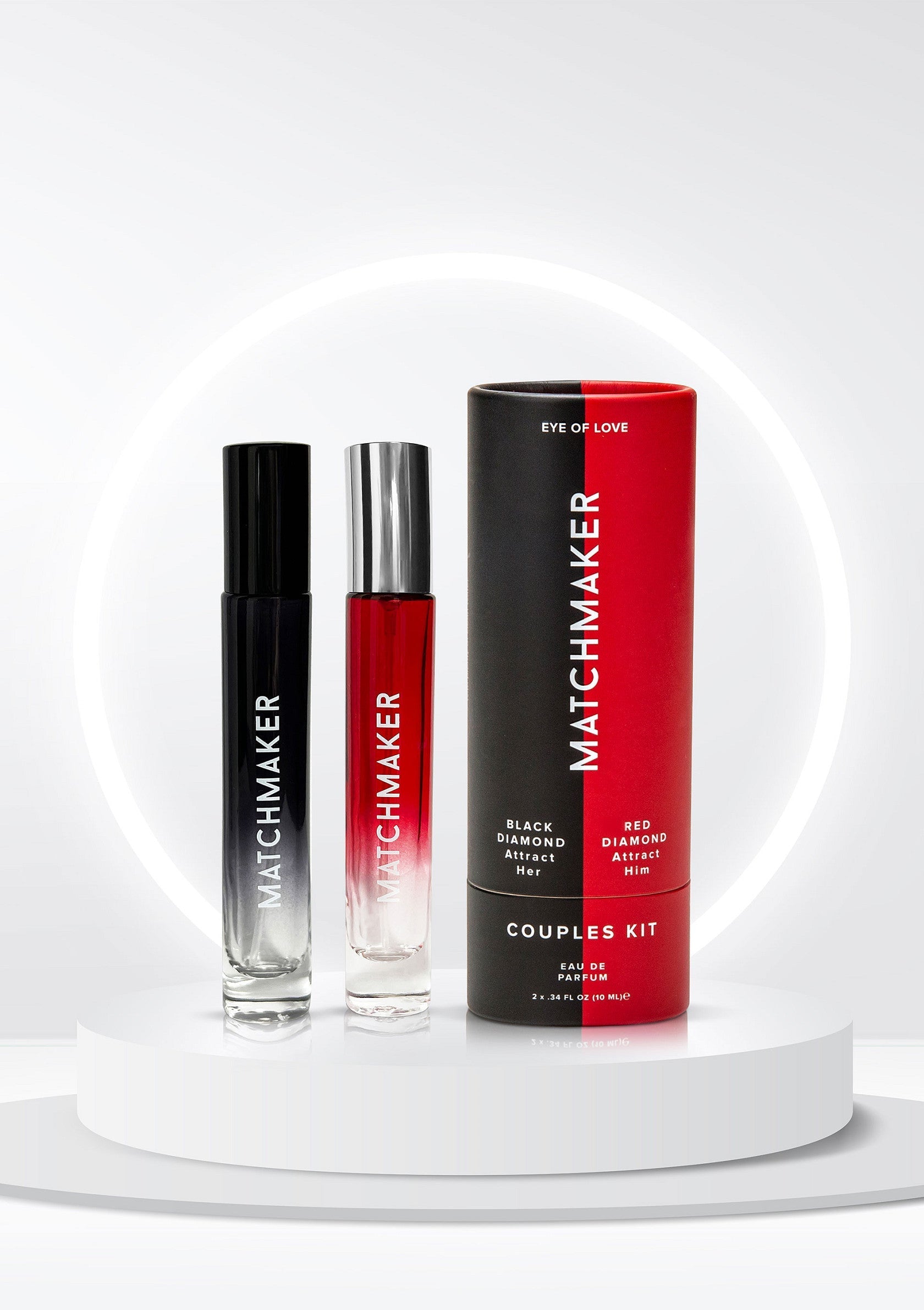 Kit couple Matchmaker "Eye Of Love": parfums "Black Diamond" et "Red Diamond" pour elle et lui. Achetez maintenant !; Matchmaker "Eye Of Love" koppelset: "Black Diamond" & "Red Diamond" parfums voor haar & hem. Koop nu!; Matchmaker "Eye Of Love" couples kit: "Black Diamond" & "Red Diamond" scents for her & him. Shop now!