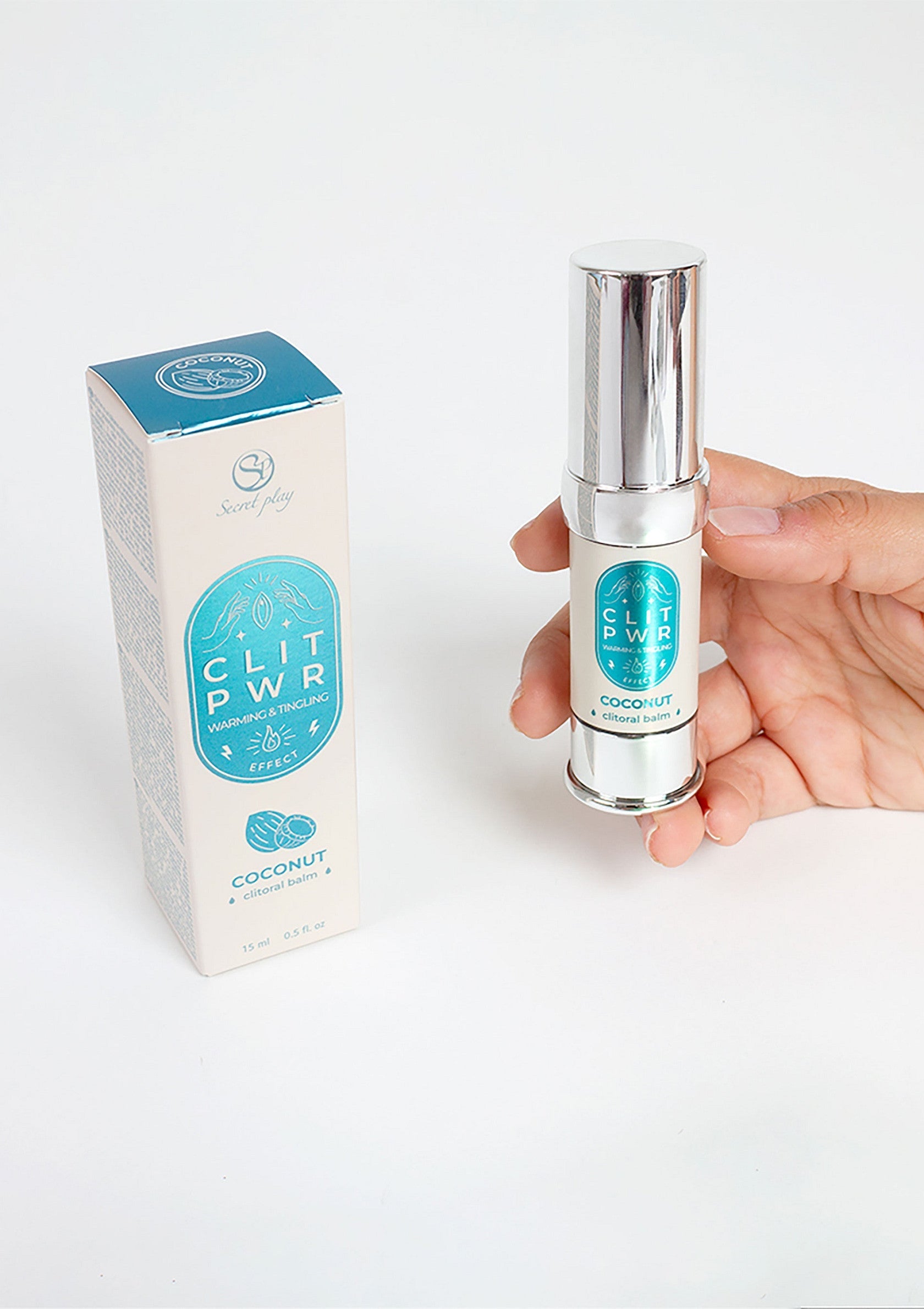 Huile de coco pour le plaisir féminin. Hydratante, naturelle et délicieuse.; Kokosolie voor vrouwelijk genot. Hydraterend, natuurlijk en heerlijk.; Coconut oil for female pleasure. Hydrating, natural, and delicious.